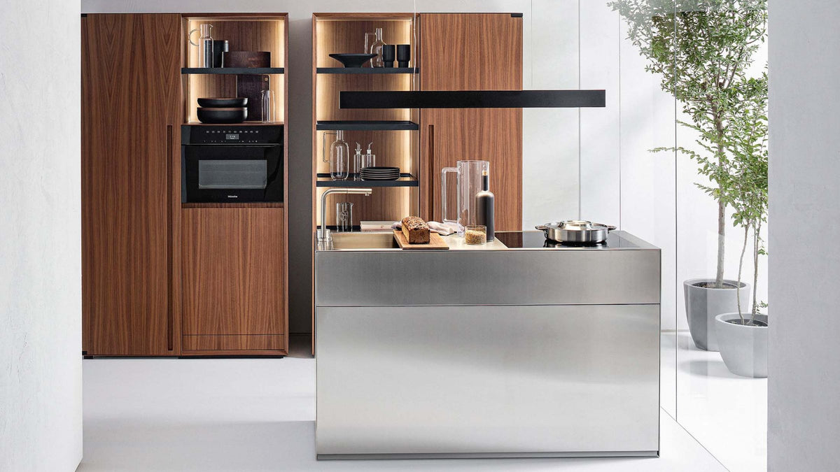 Tall Pantry & Appliance Walls
