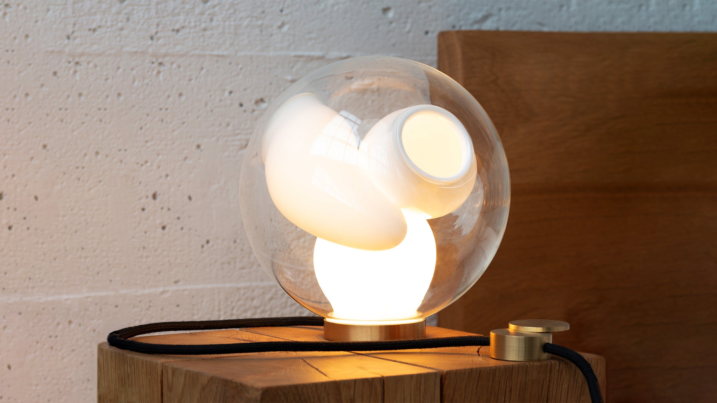 Desktop / 73t Table Lamp, designed by Omer Arbel for Bocci