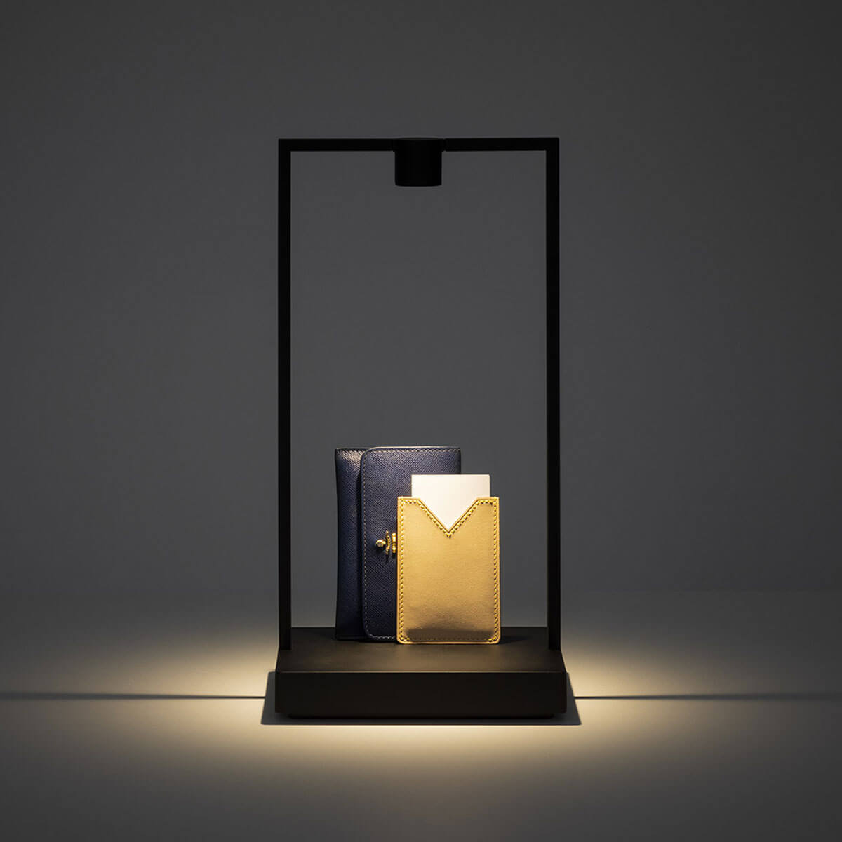 Mobile / WhiteMenu / Curiosity 36 Table Lamp, designed by Davide Oppizzi