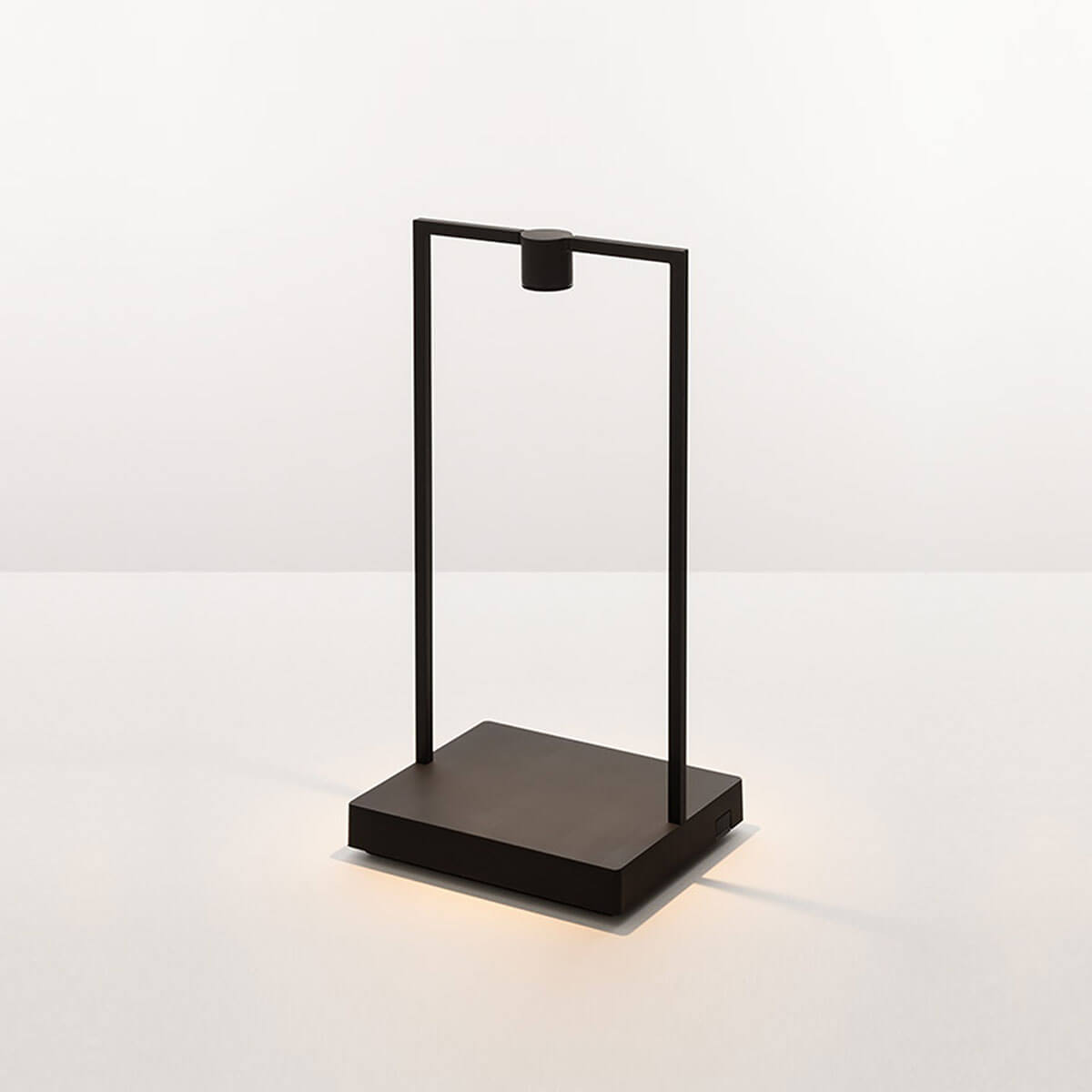 Mobile / BlackMenu / Curiosity 36 Table Lamp, designed by Davide Oppizzi