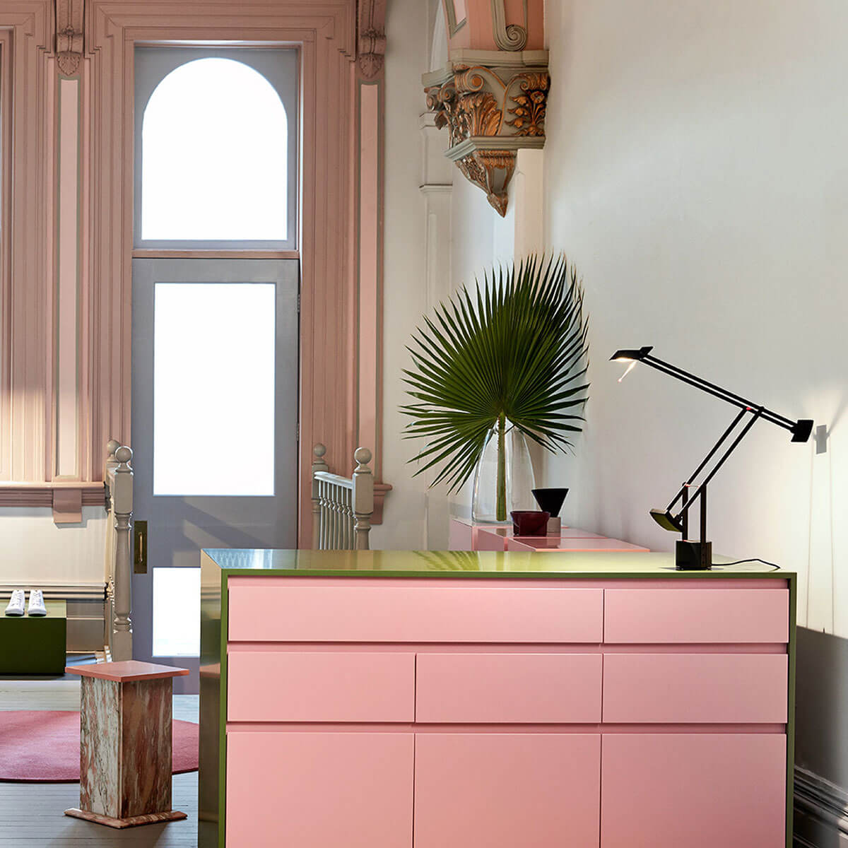 Mobile / BlackMenu / Tizio Desk Lamp, designed by Richard Sapper