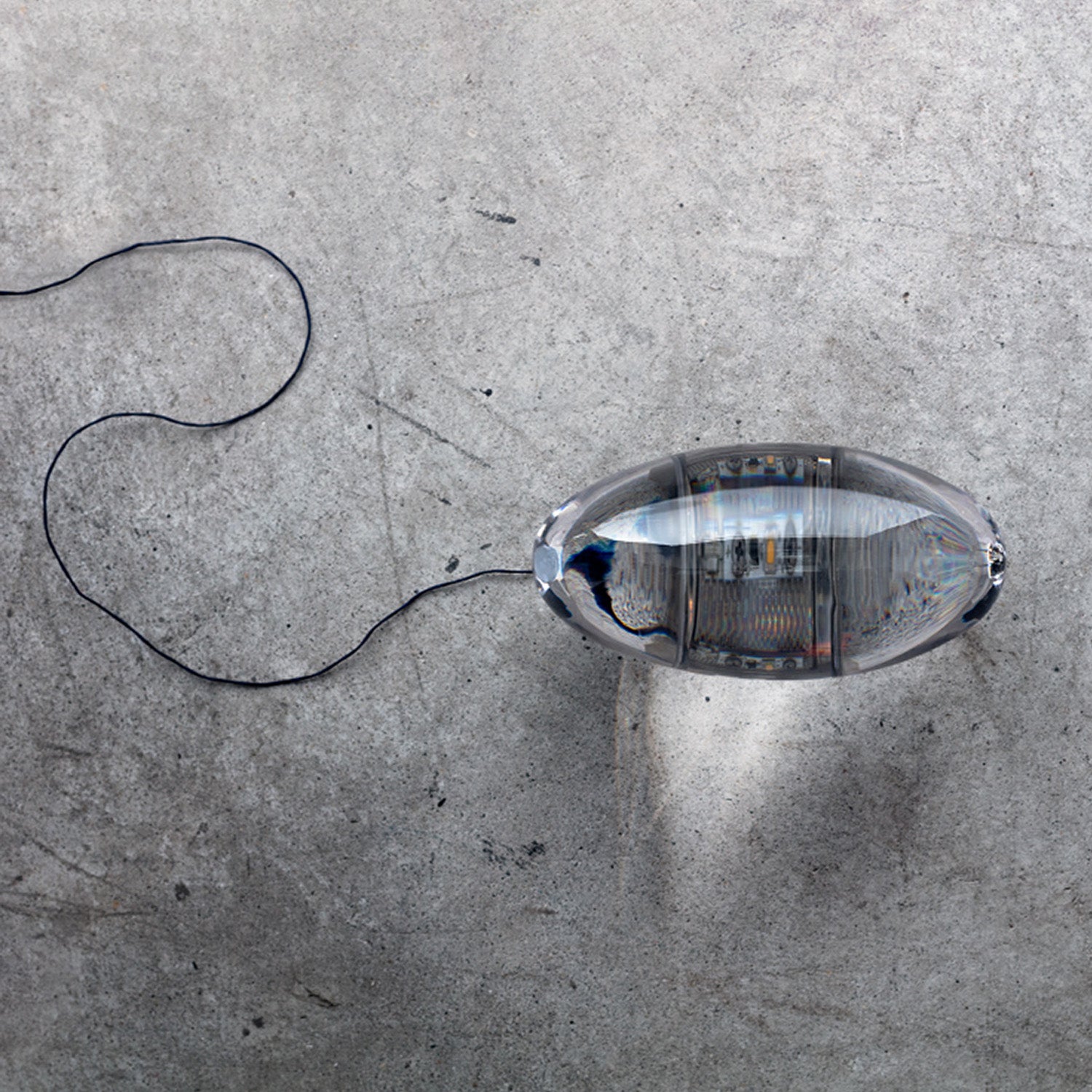 Mobile / Atman Table Lamp, by Catellani & Smith