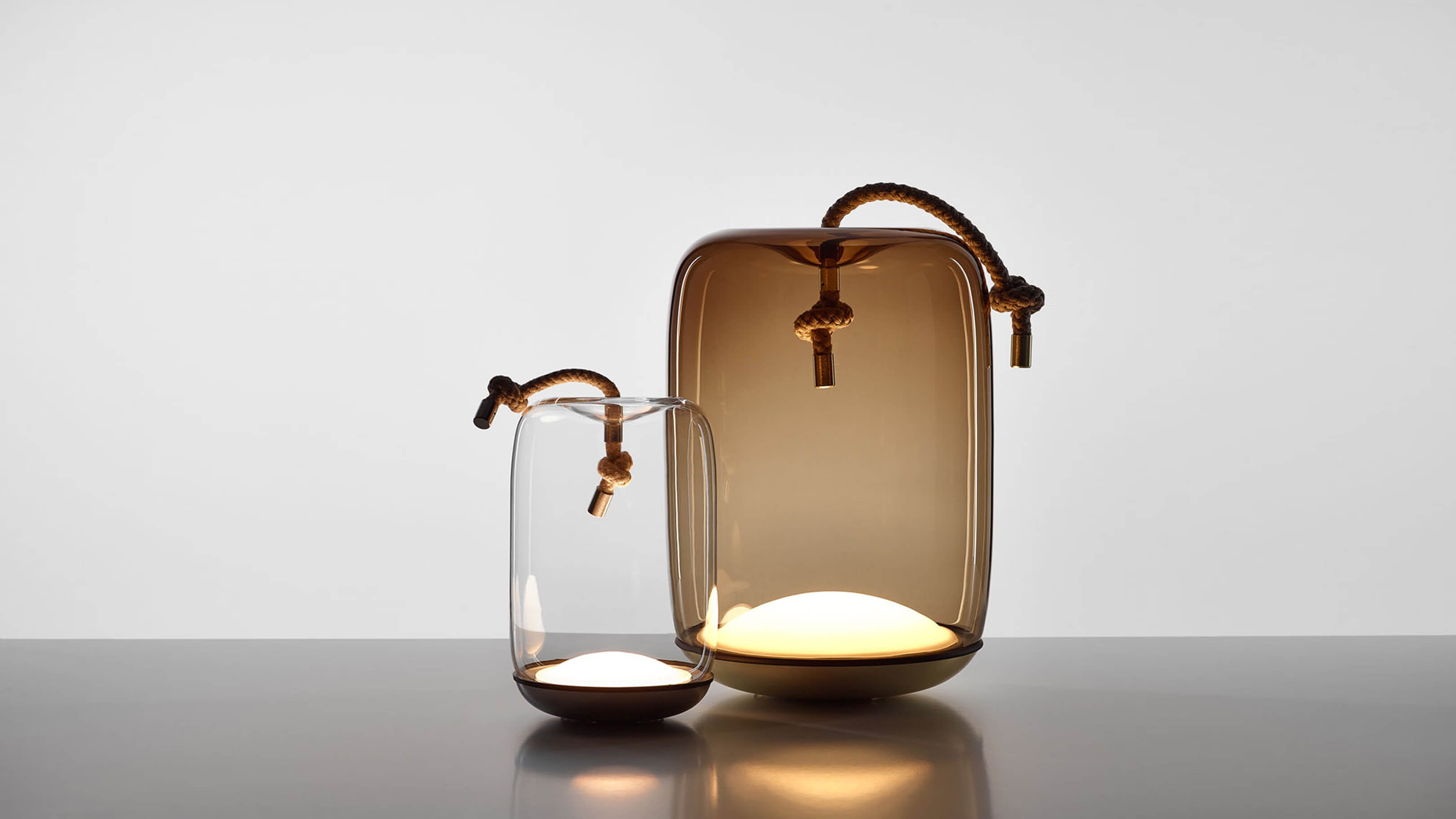 Desktop / WhiteMenu / Knot Table Battery, designed by Chiaramonte Marin