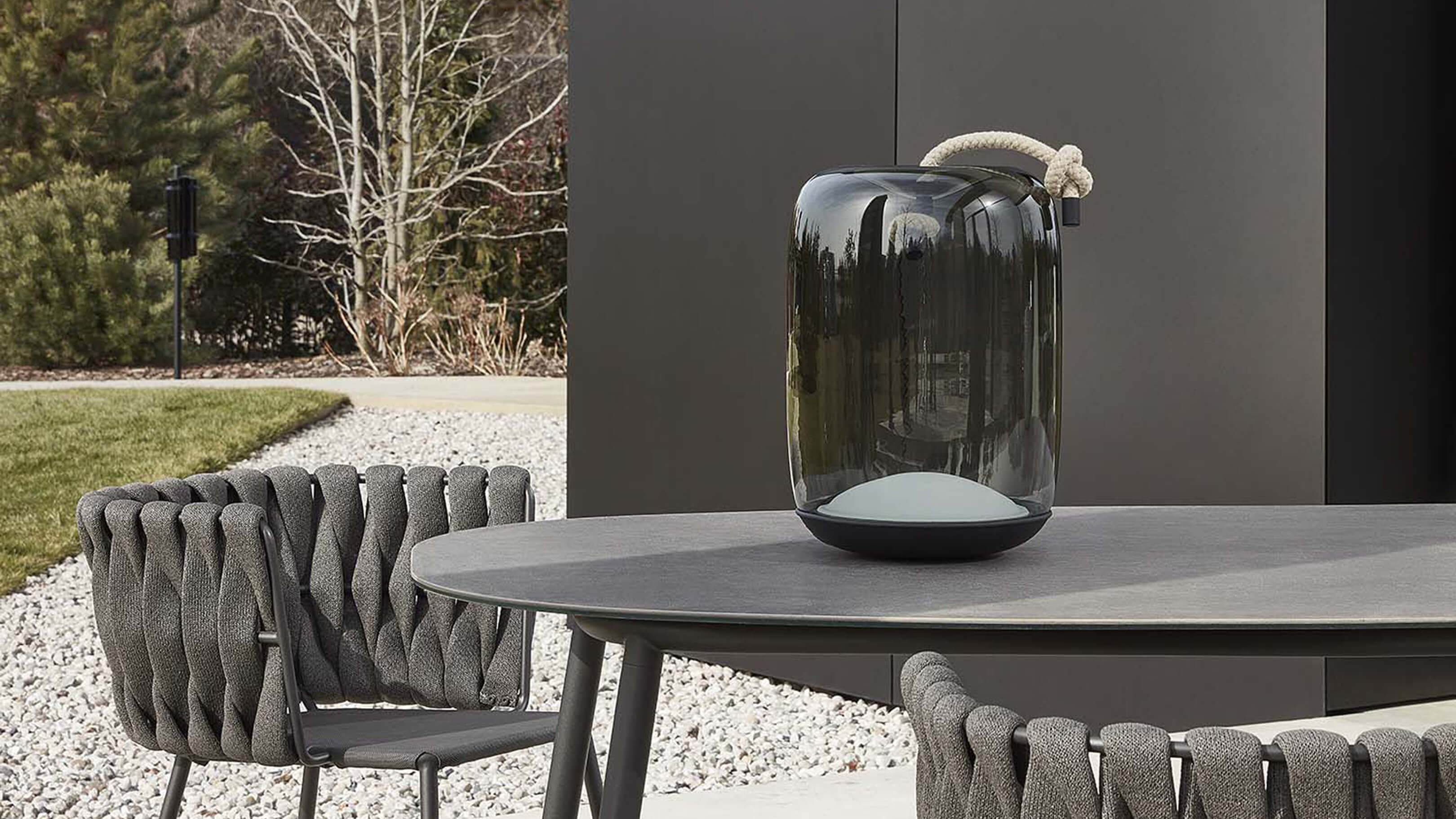 Desktop / WhiteMenu / Knot Table Battery, designed by Chiaramonte Marin