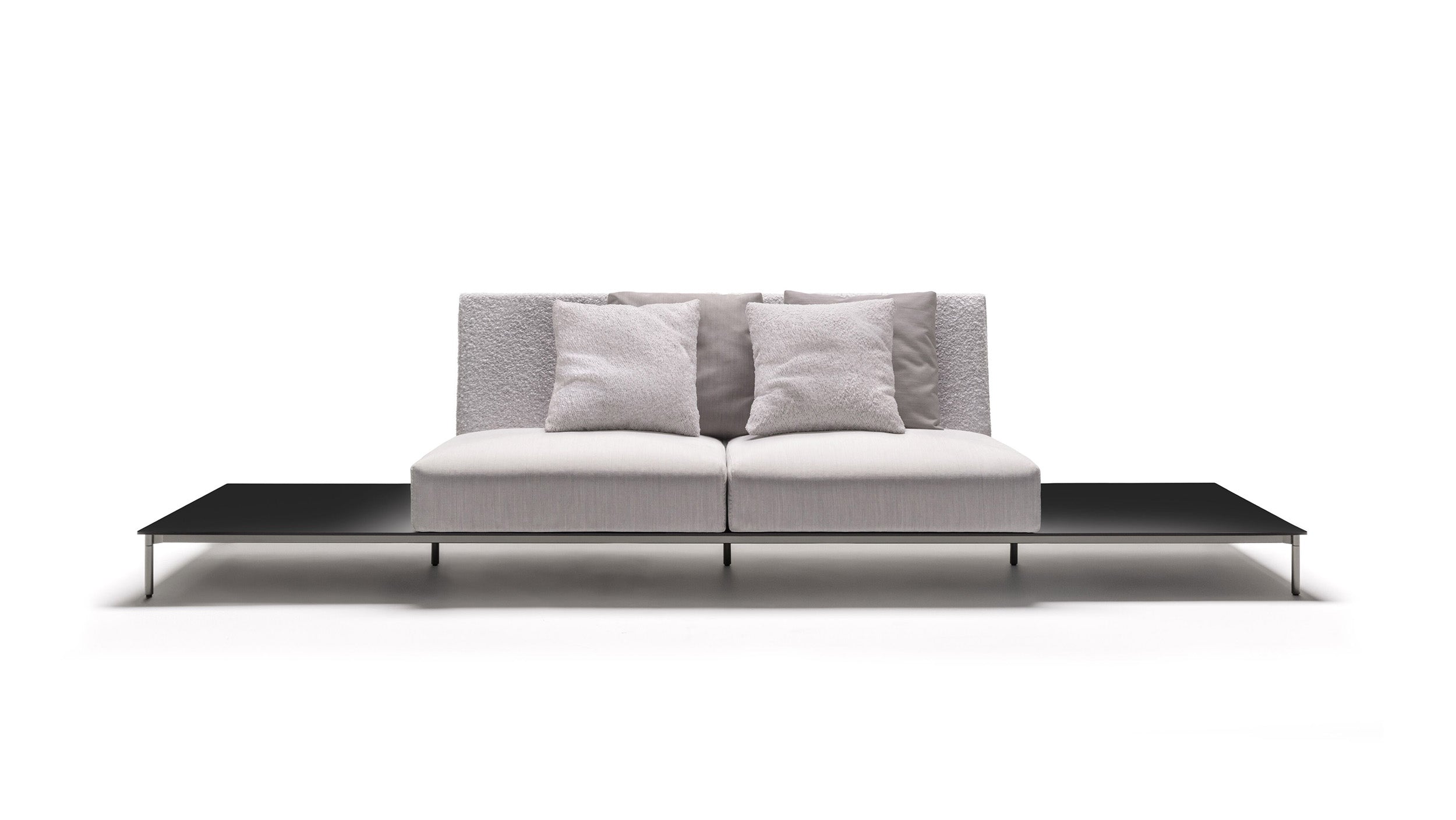 Desktop / Balestro 24, designed by Piero Lissoni for Living Divani
