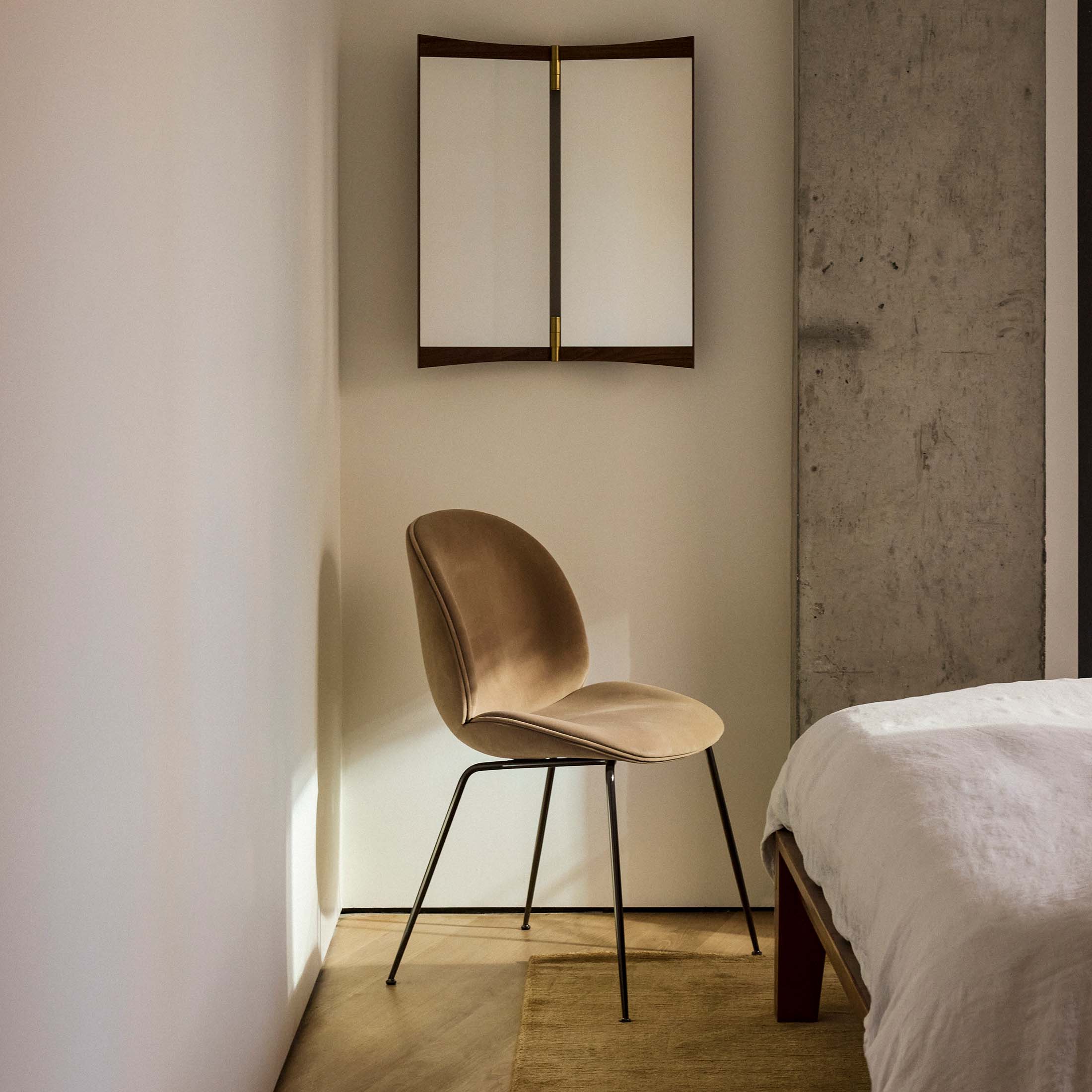 GUBI Dining Chair Beetle Dining Chair