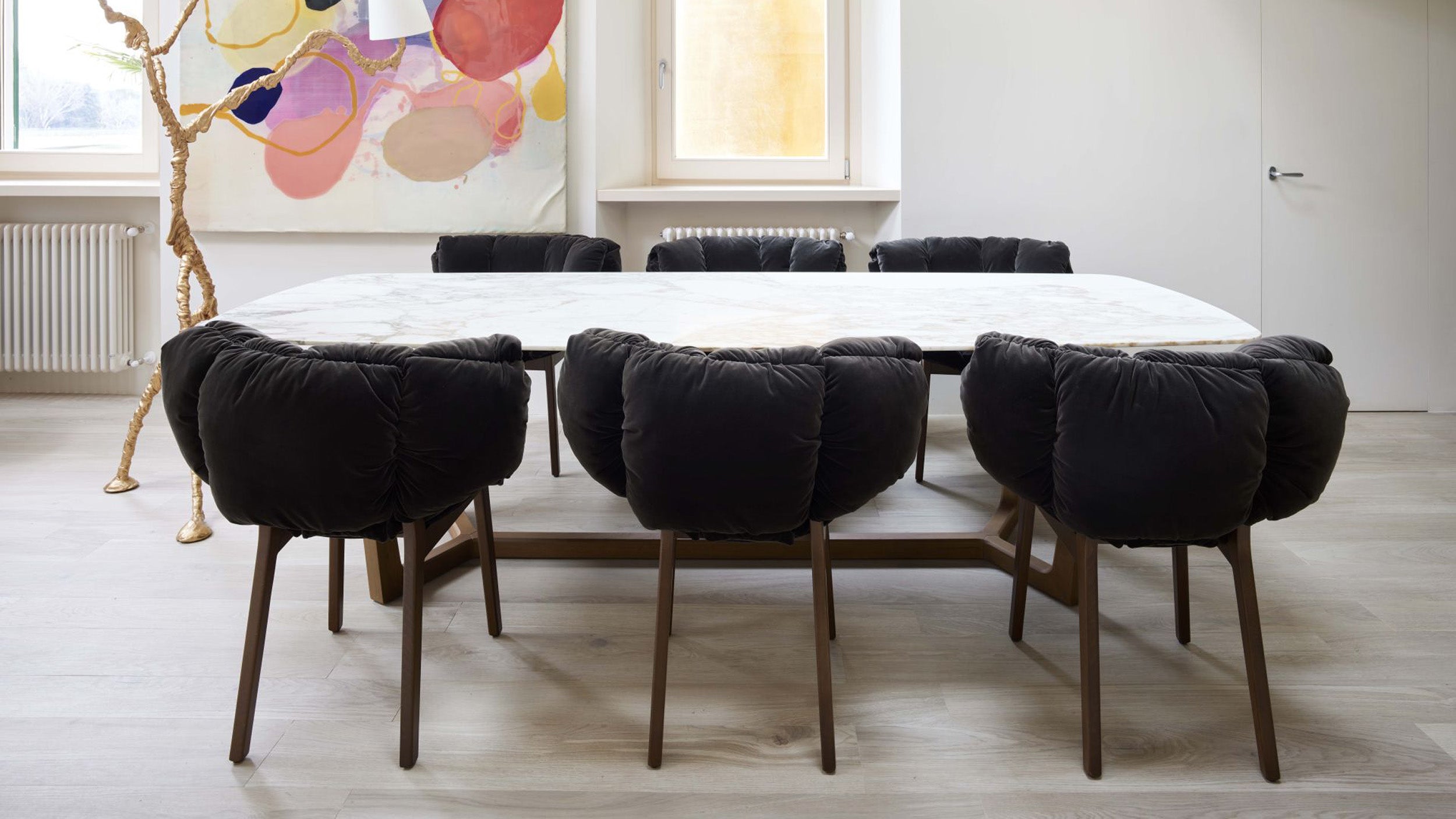 Desktop / BlackMenu / Blue Velvet Armchair, designed by Fernando & Humberto Campana