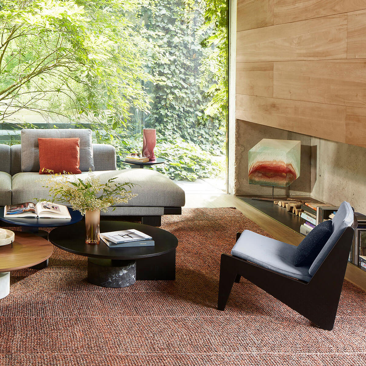 Oak Stained Black / Mobile / BlackMenu / Kangaroo Chair, designed by Pierre Jeanneret made by Cassina
