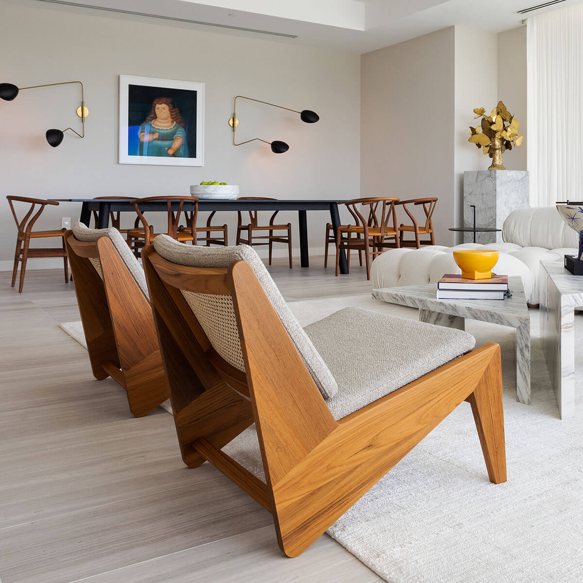 Natural Teak / Mobile / BlackMenu / Kangaroo Chair, designed by Pierre Jeanneret made by Cassina