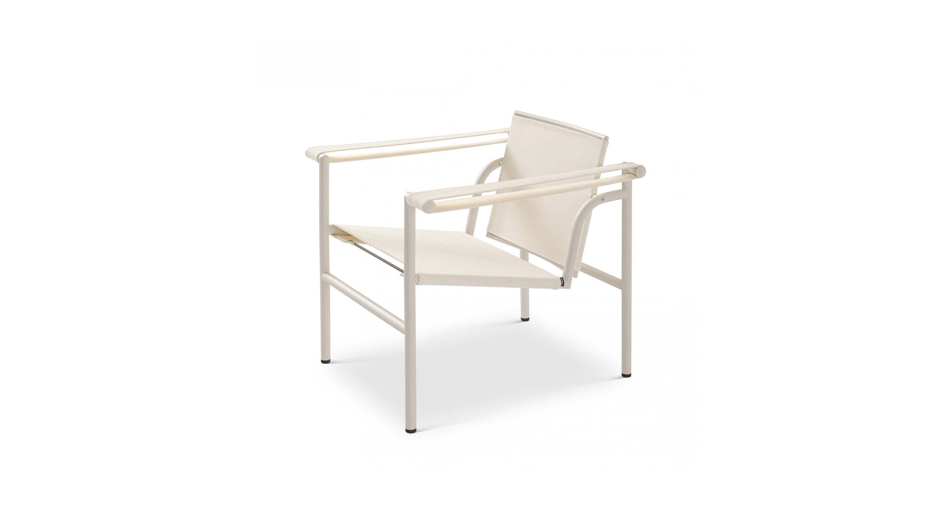 Desktop / BlackMenu / LC1 Outdoor, designed by Le Corbusier, Pierre Jeanneret, and Charlotte Perriand made by Cassina