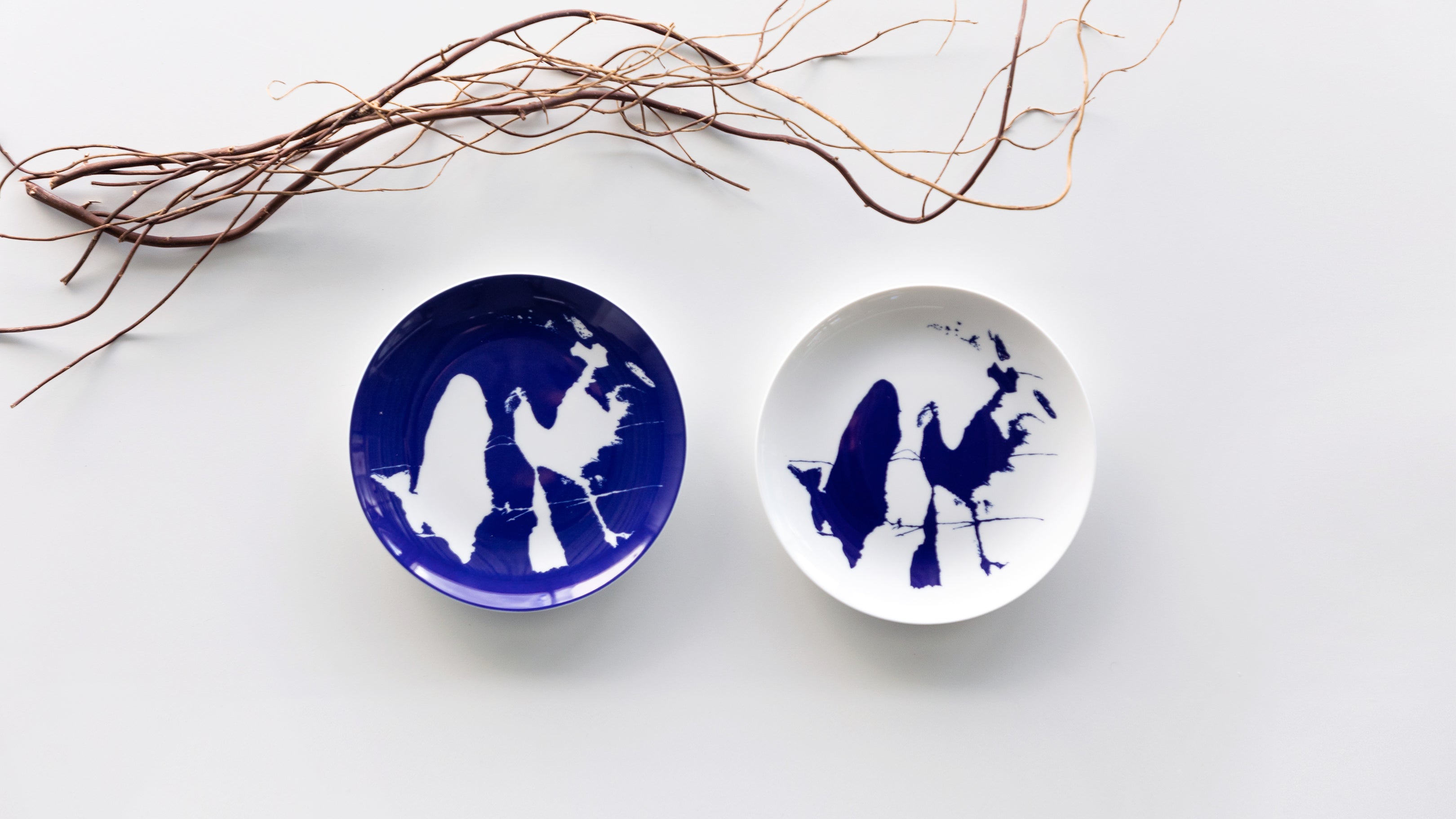 Desktop / Neige Set of 2 Dessert Plate, designed by Charlotte Perriand and made by Cassina