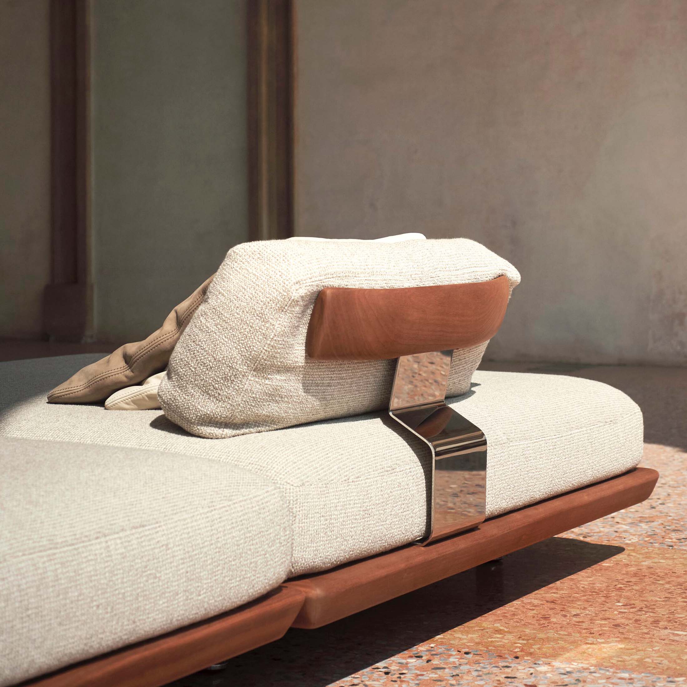 Mobile / Caprera Sofa by Exteta