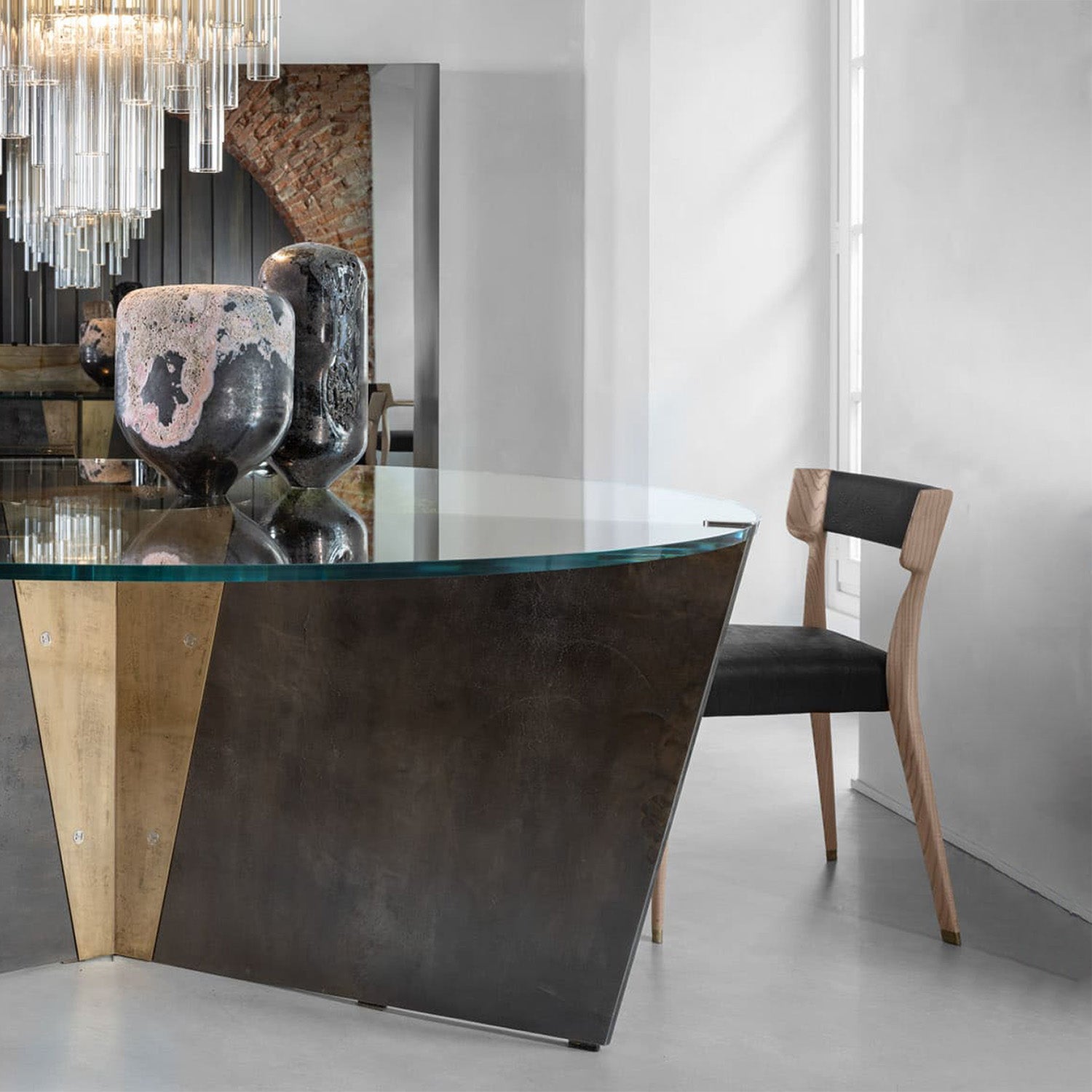 Mobile / Chair Va, designed by Ugo Cacciatori for Henge