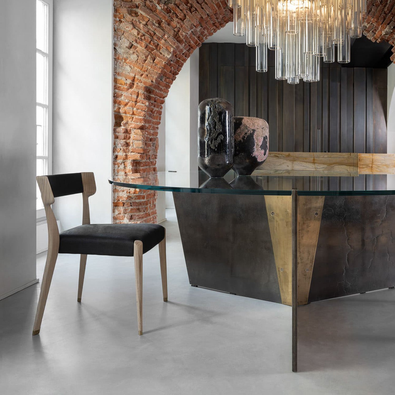 Mobile / Chair Va, designed by Ugo Cacciatori for Henge