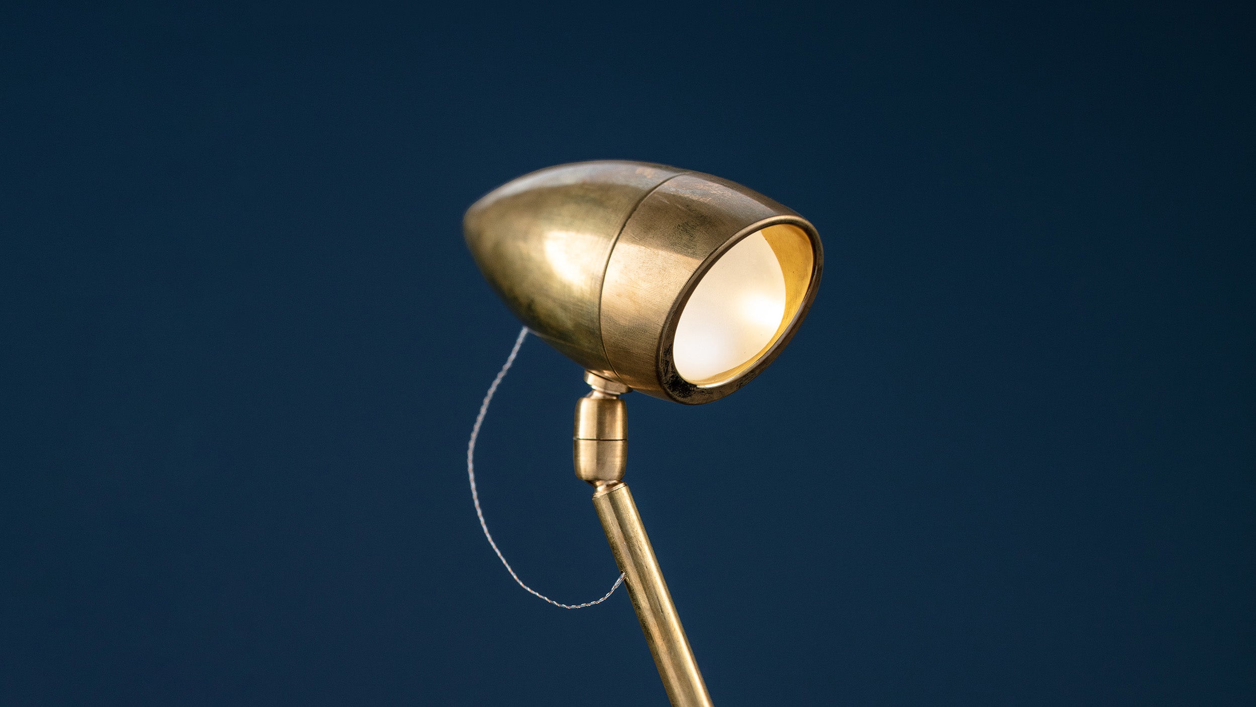 Deskop / CicloItalia Table Lamp, by Catellani & Smith