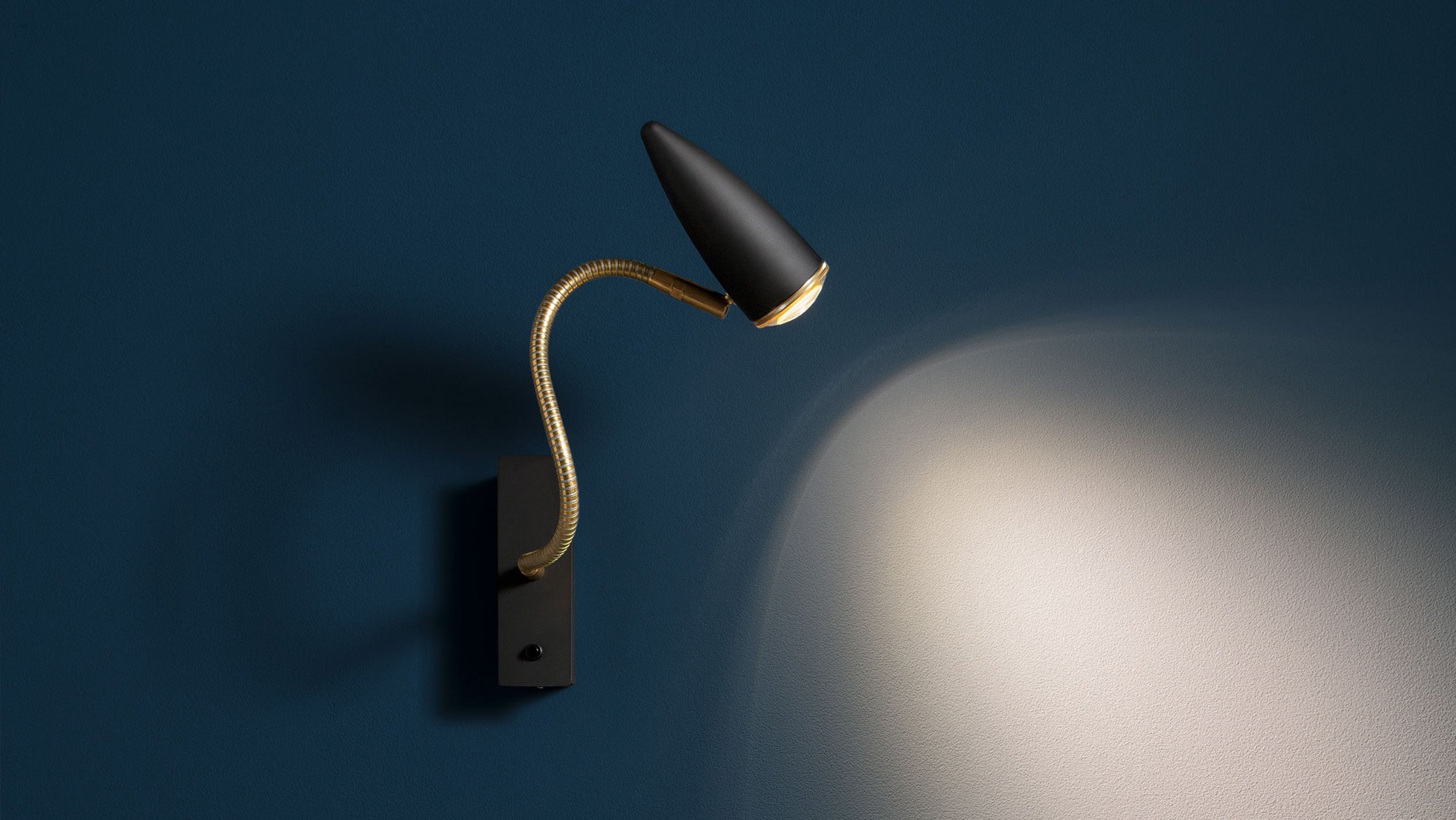 Desktop / CicloItalia Wall Lamp by Catellani & Smith