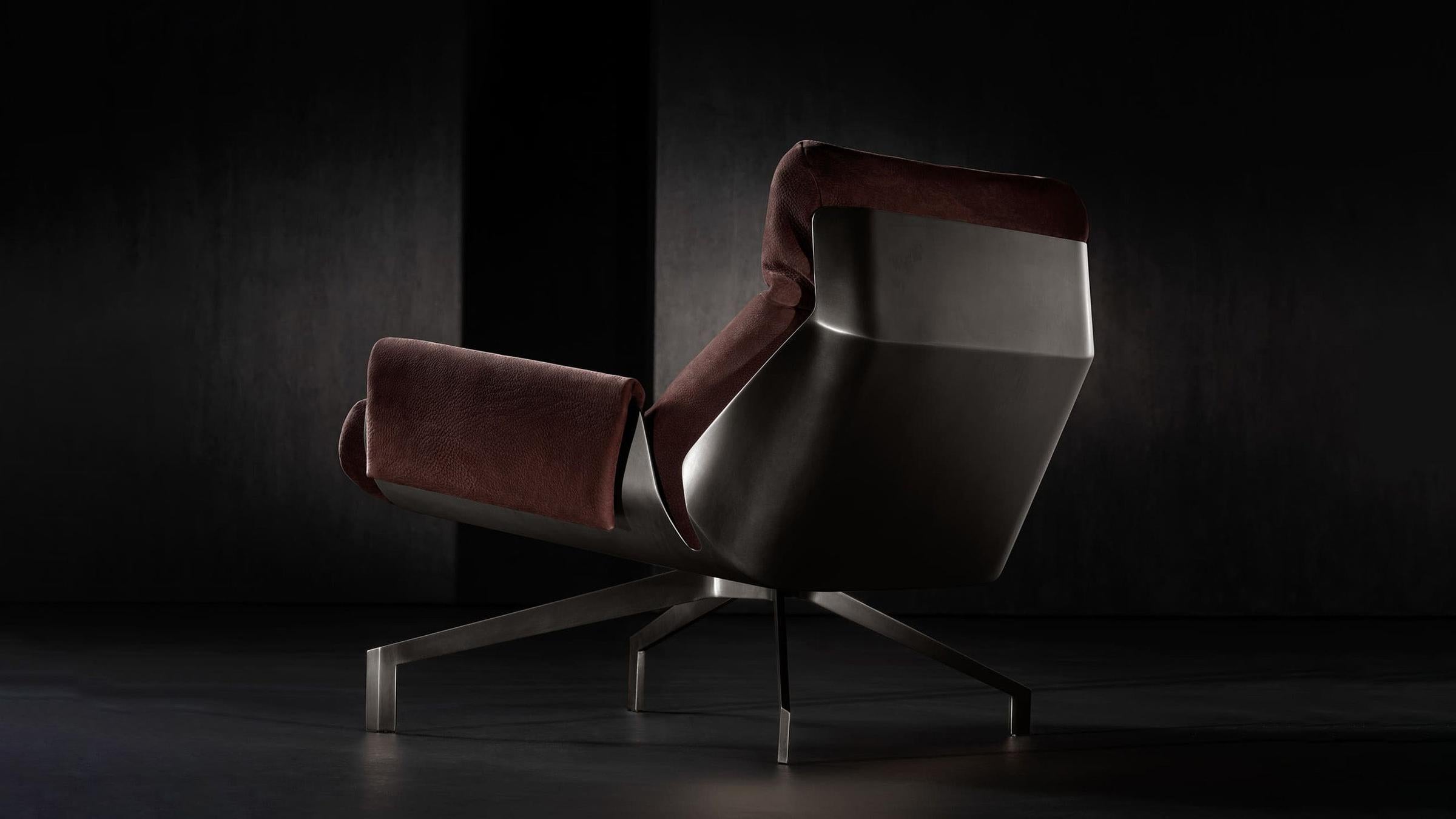 Henge Armchair Club 57 Swivel Armchair