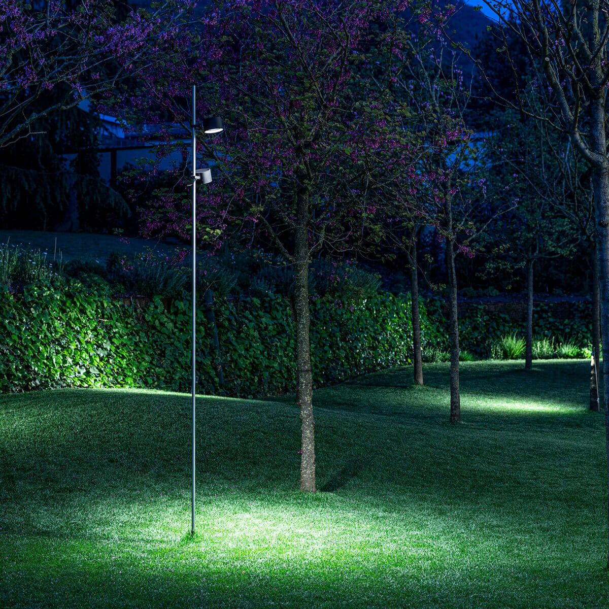Mobile / WhiteMenu / Bubka, designed by Daniele Sprega
