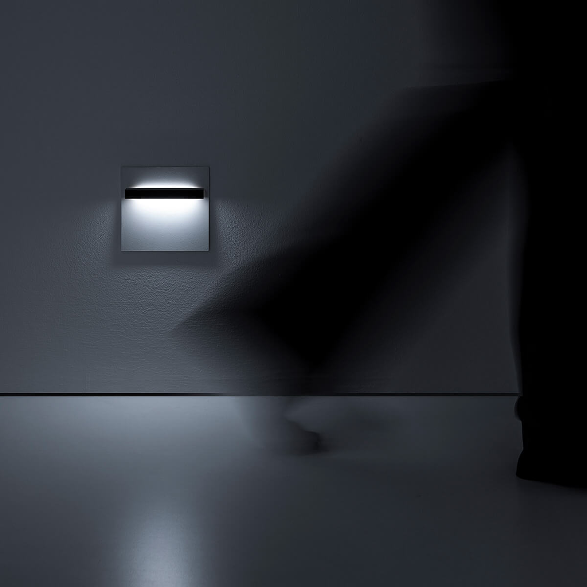 GeneralOption / Mobile / WhiteMenu / Nuit Wall Lamp, designed by Maurici Ginés
