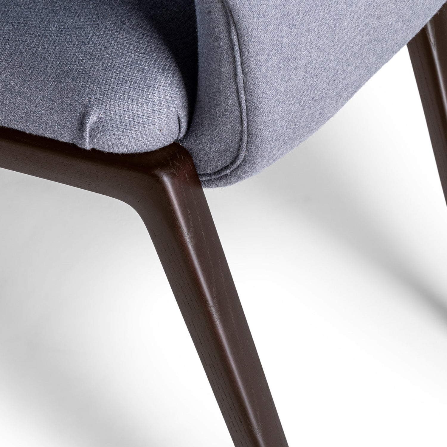 Mobile / DUO Small Armchair, designed by Roberto Lazzeroni for Ceccotti Collezioni
