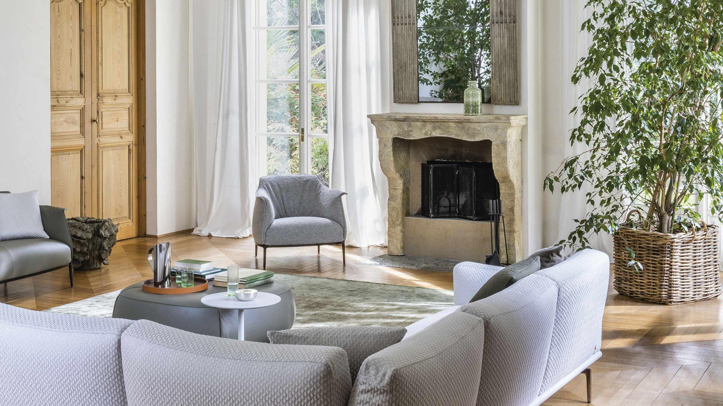 Poltrona Frau Armchair Archibald Armchair