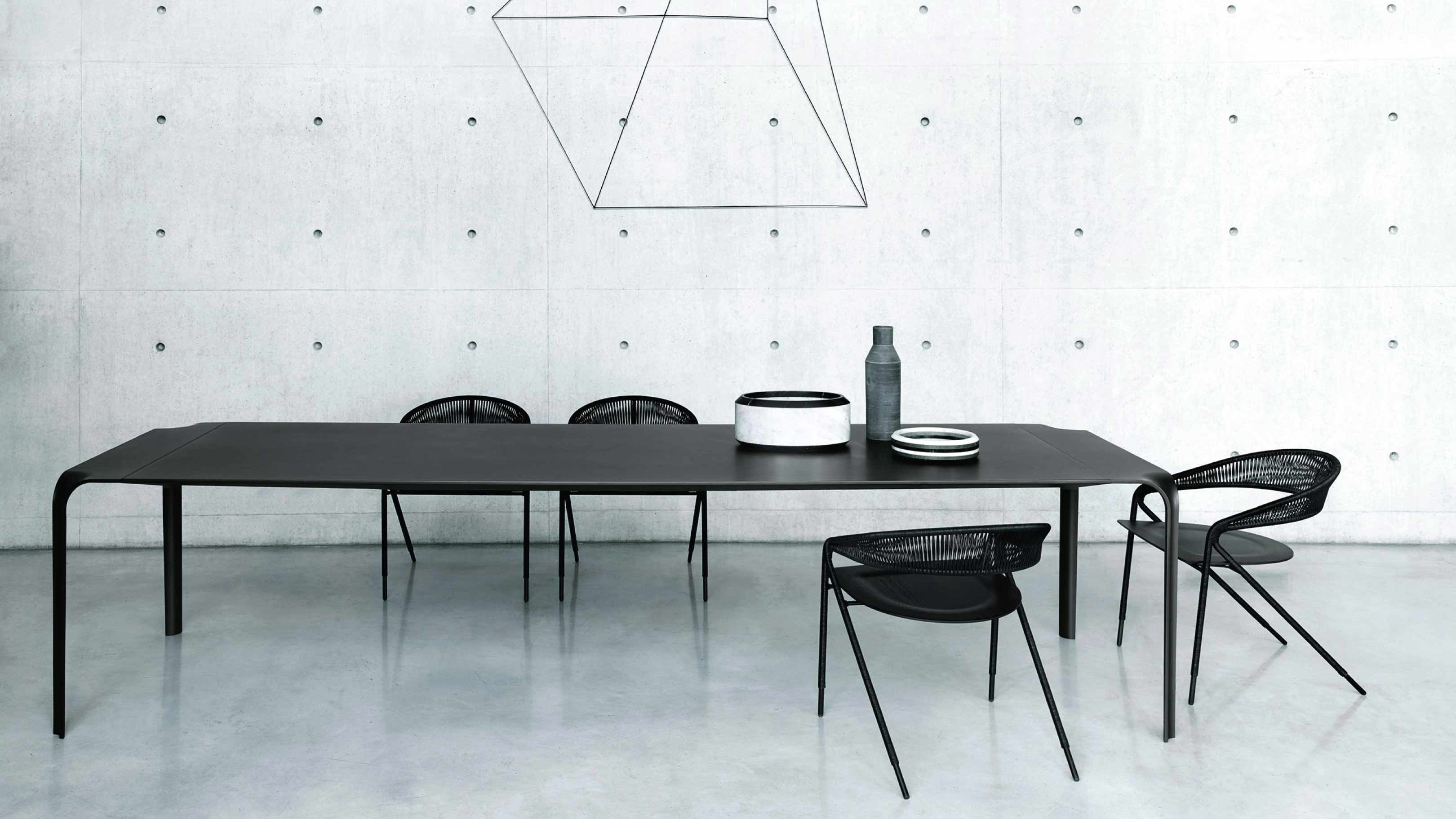 Desktop / WhiteMenu / Brasilia, designed by David Lopez Quincoces made by Living Divani