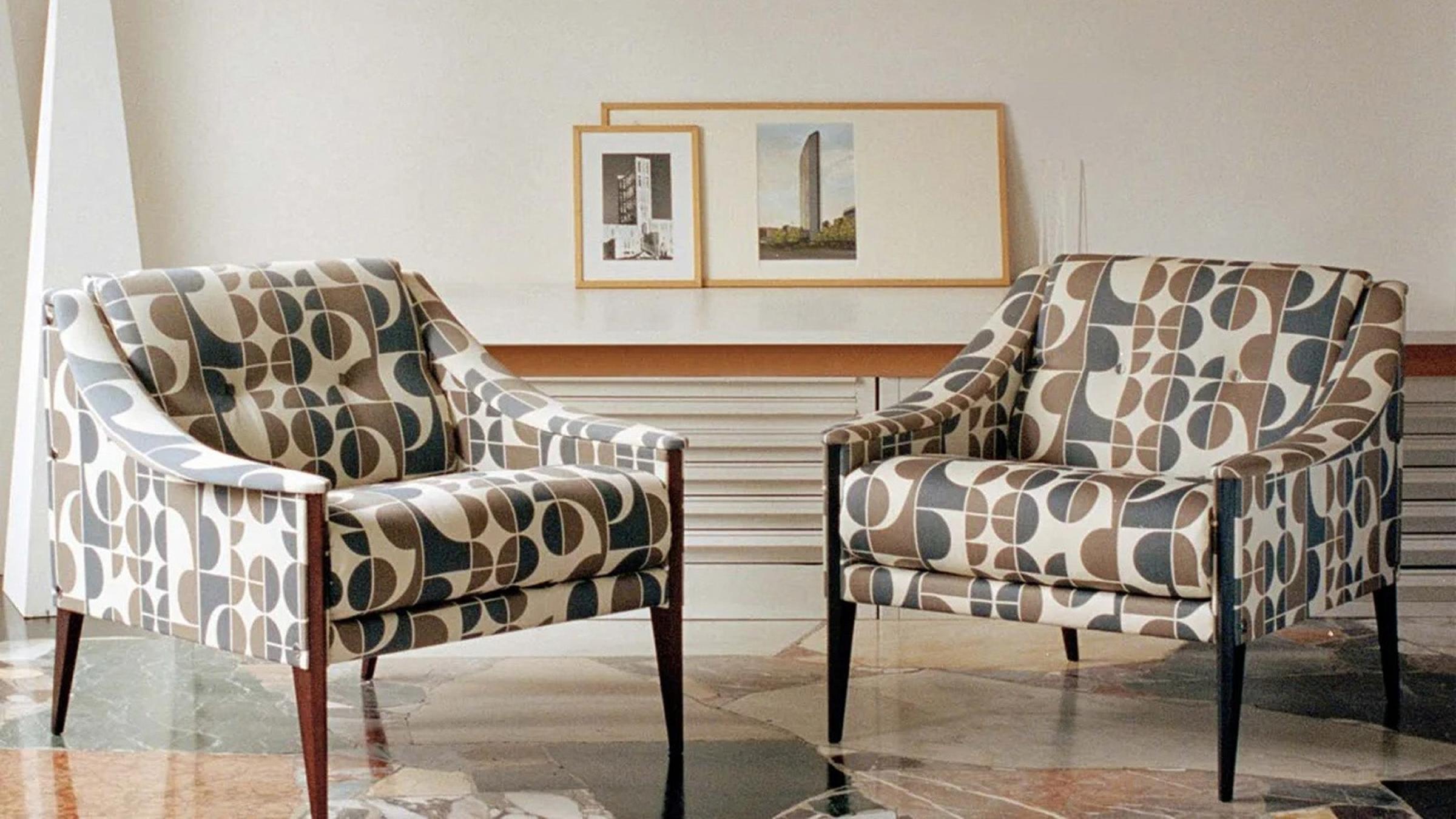 Poltrona Frau Armchair Dezza 24 Armchair