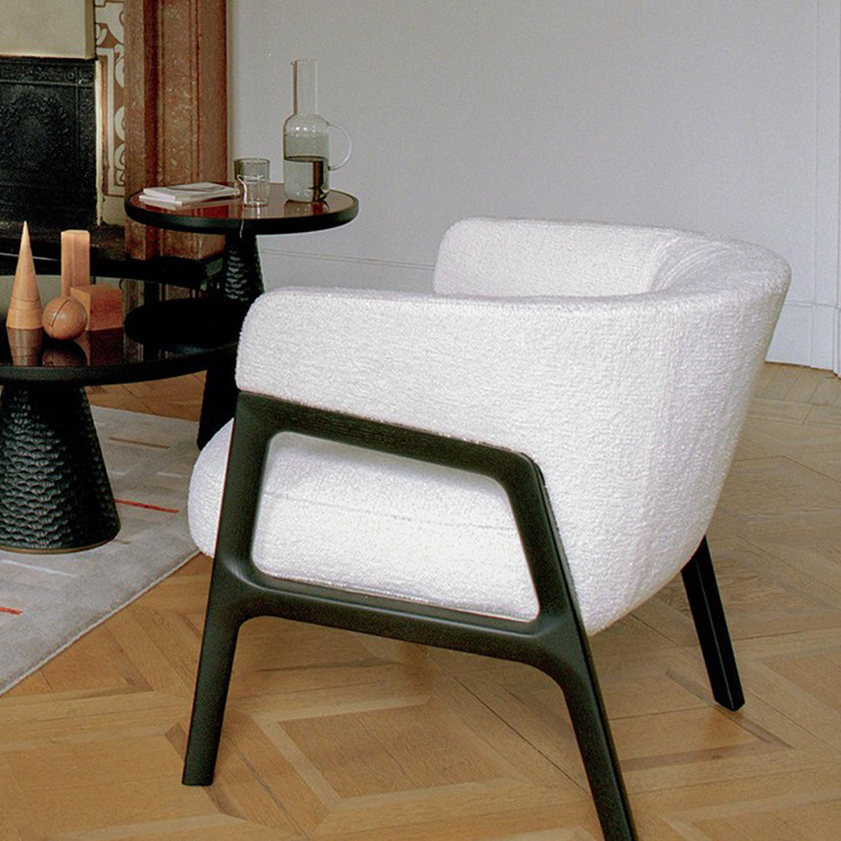 Mobile / Duo Lounge Armchair, designed by Roberto Lazzeroni for Poltrona Frau