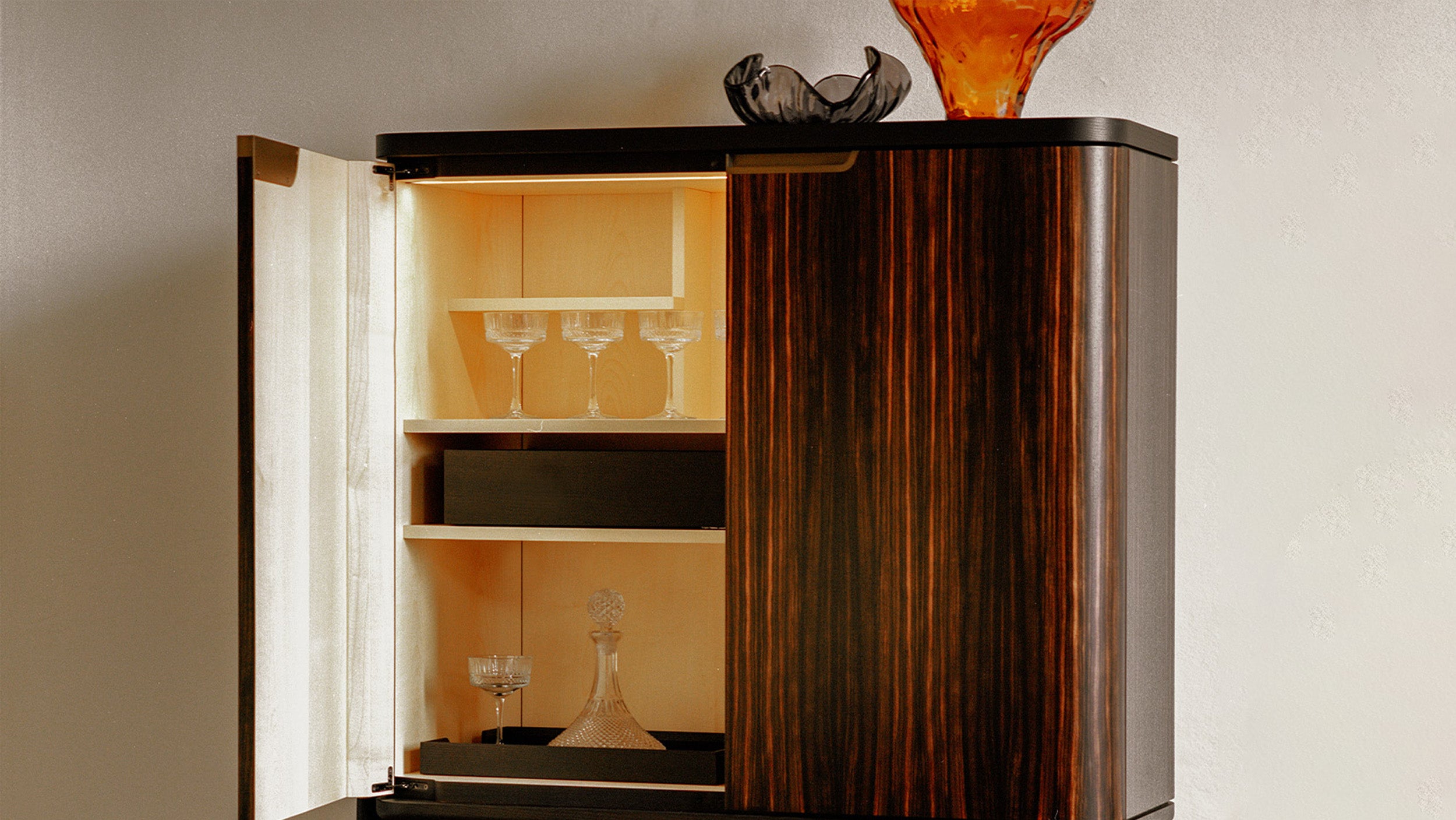 Desktop / DUO Cabinet, designed by Roberto Lazzeroni for Ceccotti Collezioni