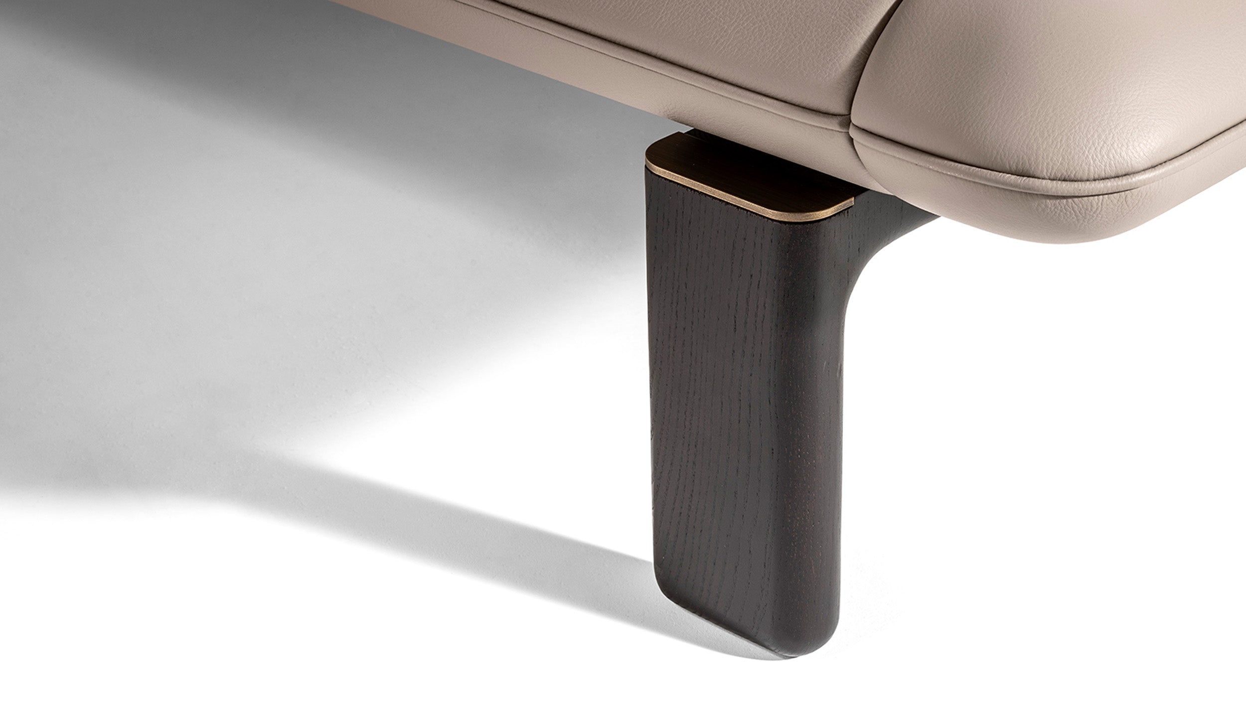 Desktop / DUO Bed, designed by Roberto Lazzeroni for Ceccotti Collezioni