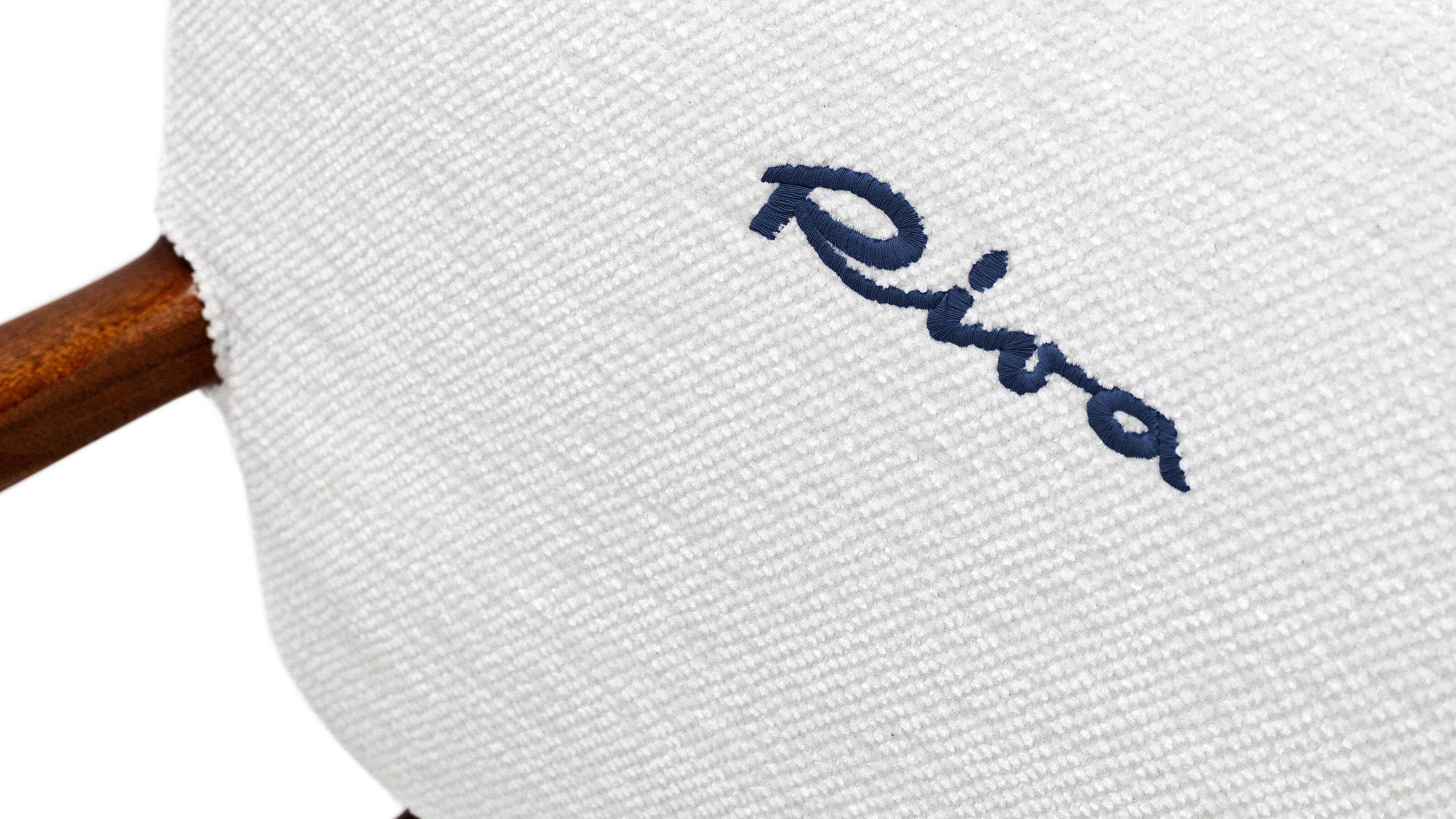 Desktop / EXTETA x RIVA Armchair