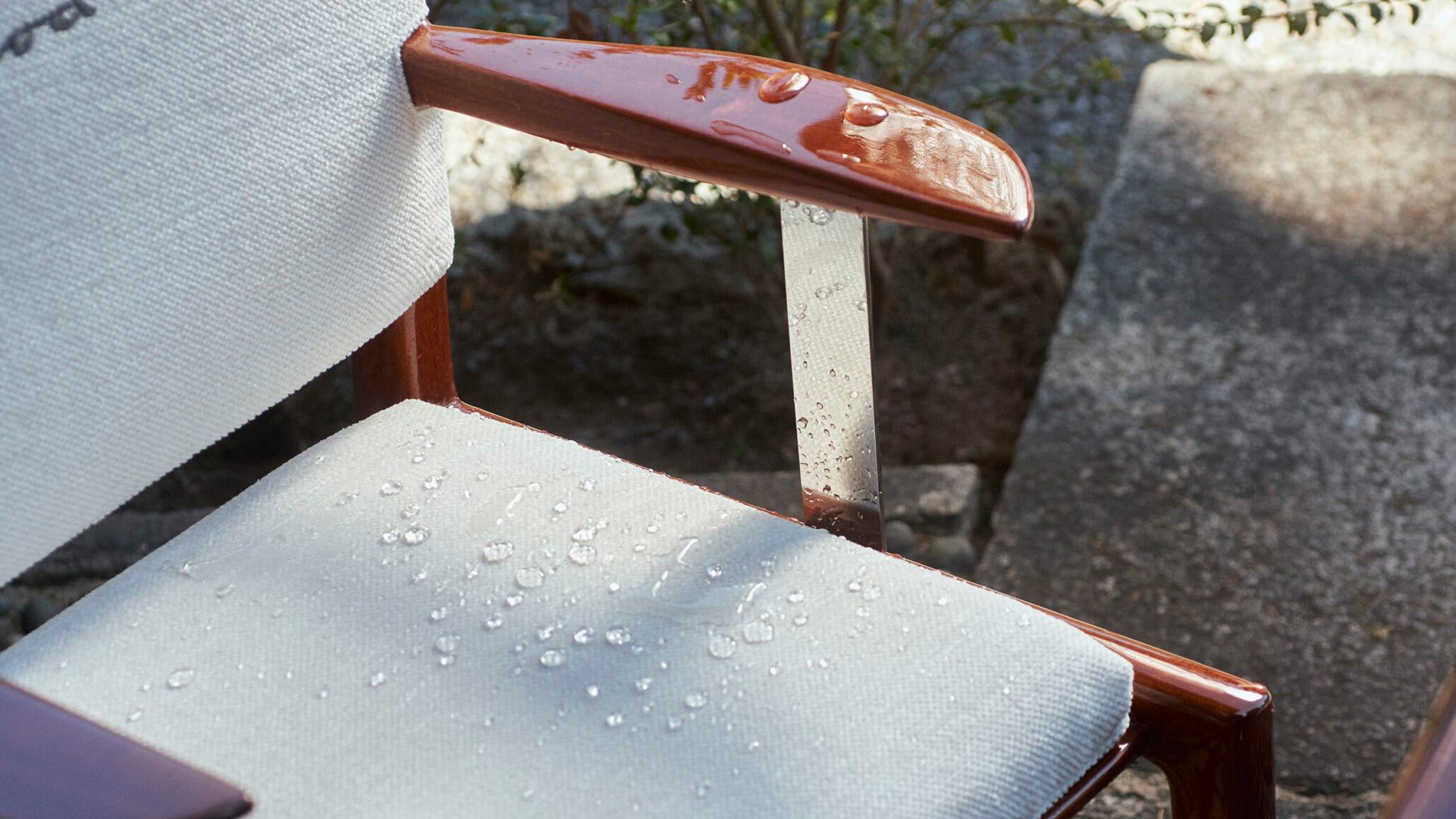 Desktop / EXTETA x RIVA Chair