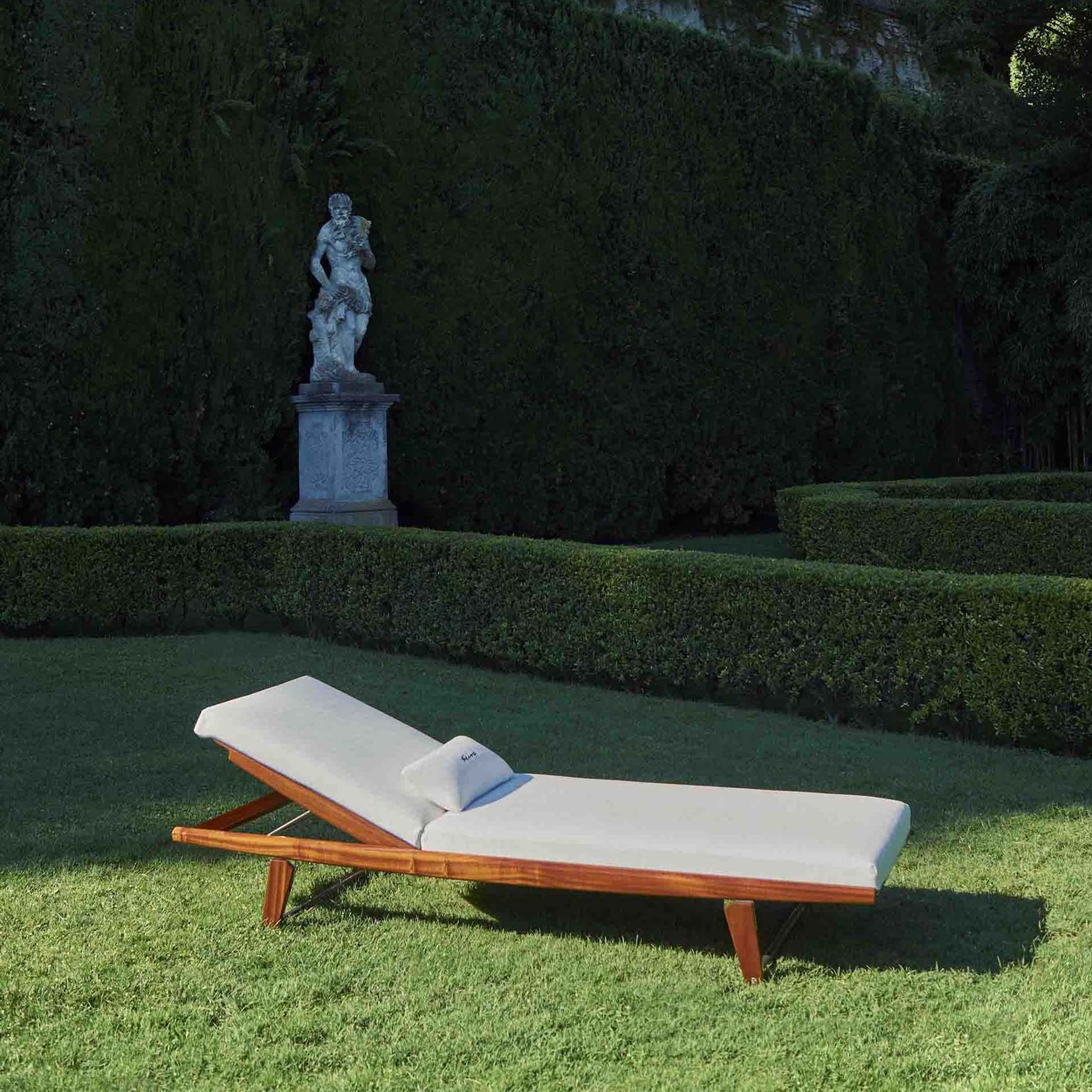 Mobile / EXTETA x RIVA Sun Lounger