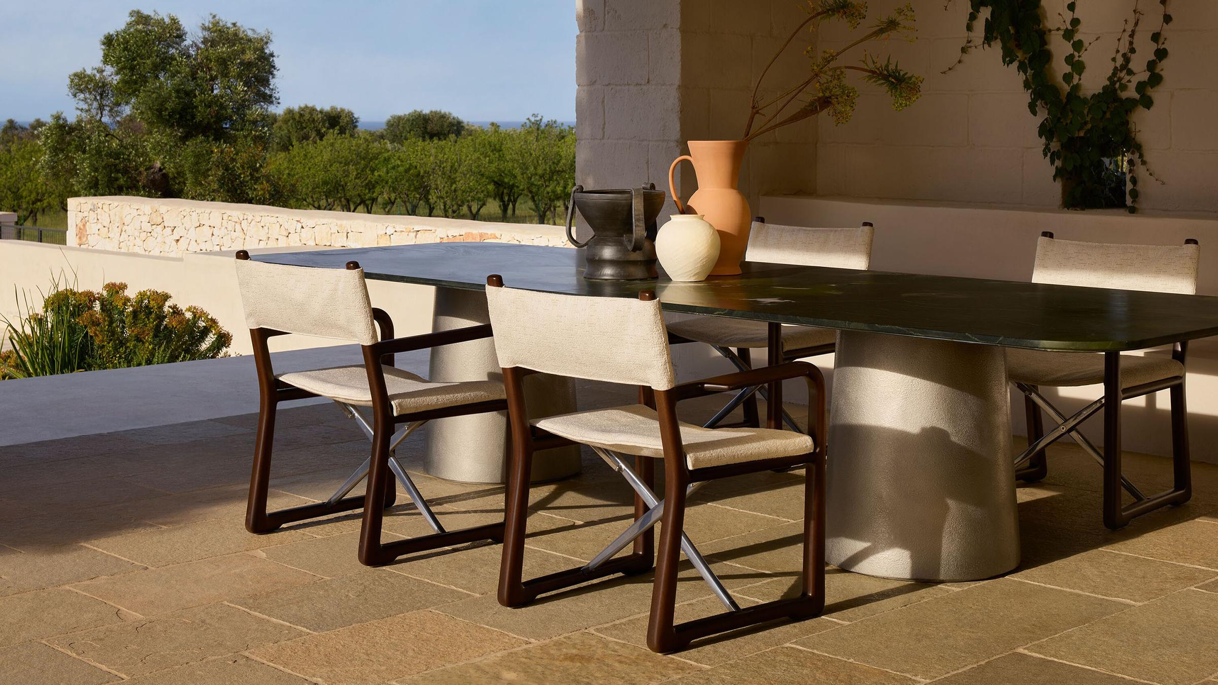 Exteta Dining Table Etna Dinner Table