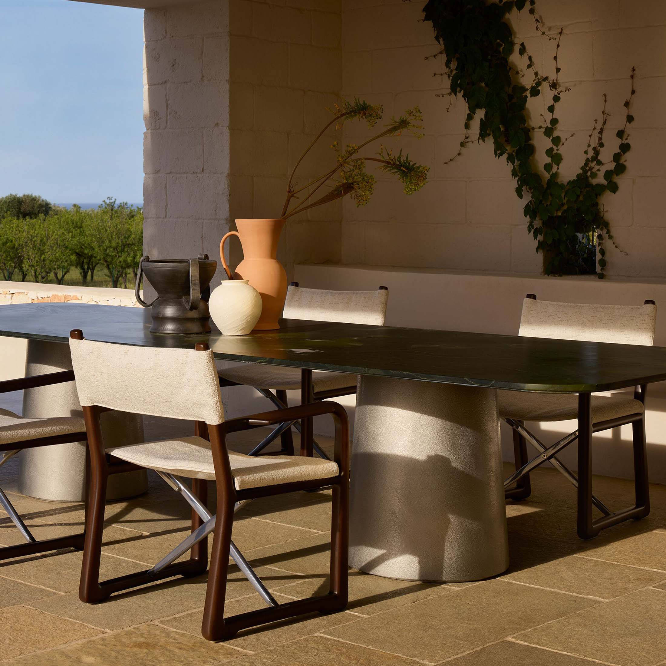 Exteta Dining Table Etna Dinner Table