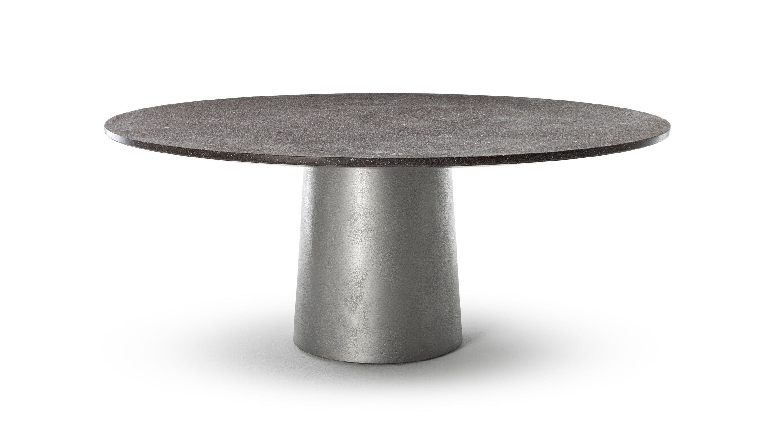 Desktop / Etna Dinner Table by Exteta