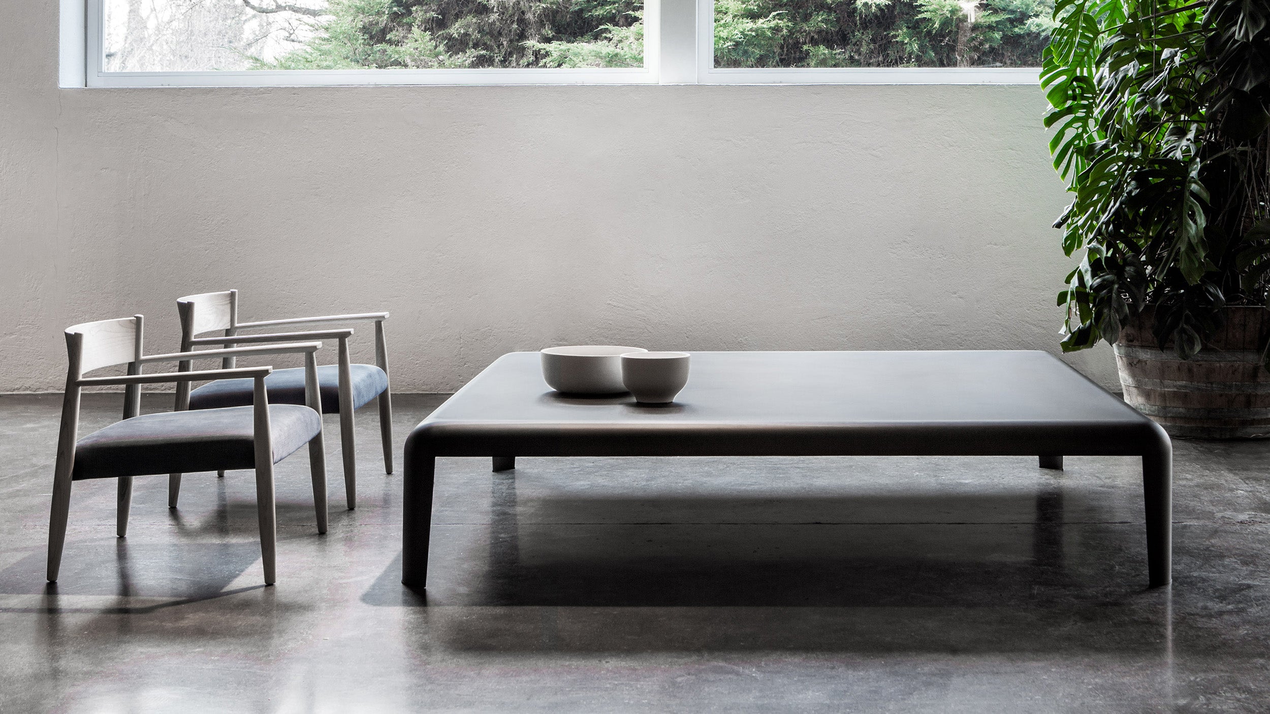 Desktop / Ferro Coffee Table, designed by Piero Lissoni for Porro
