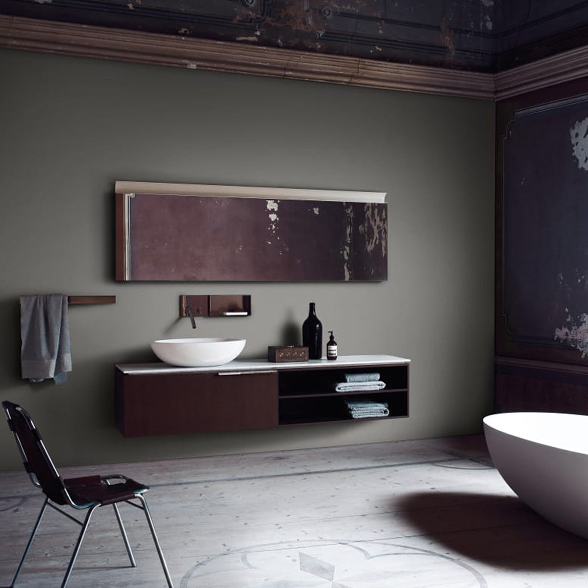 Mobile / Flat X, designed by Benedini Associati for Agape