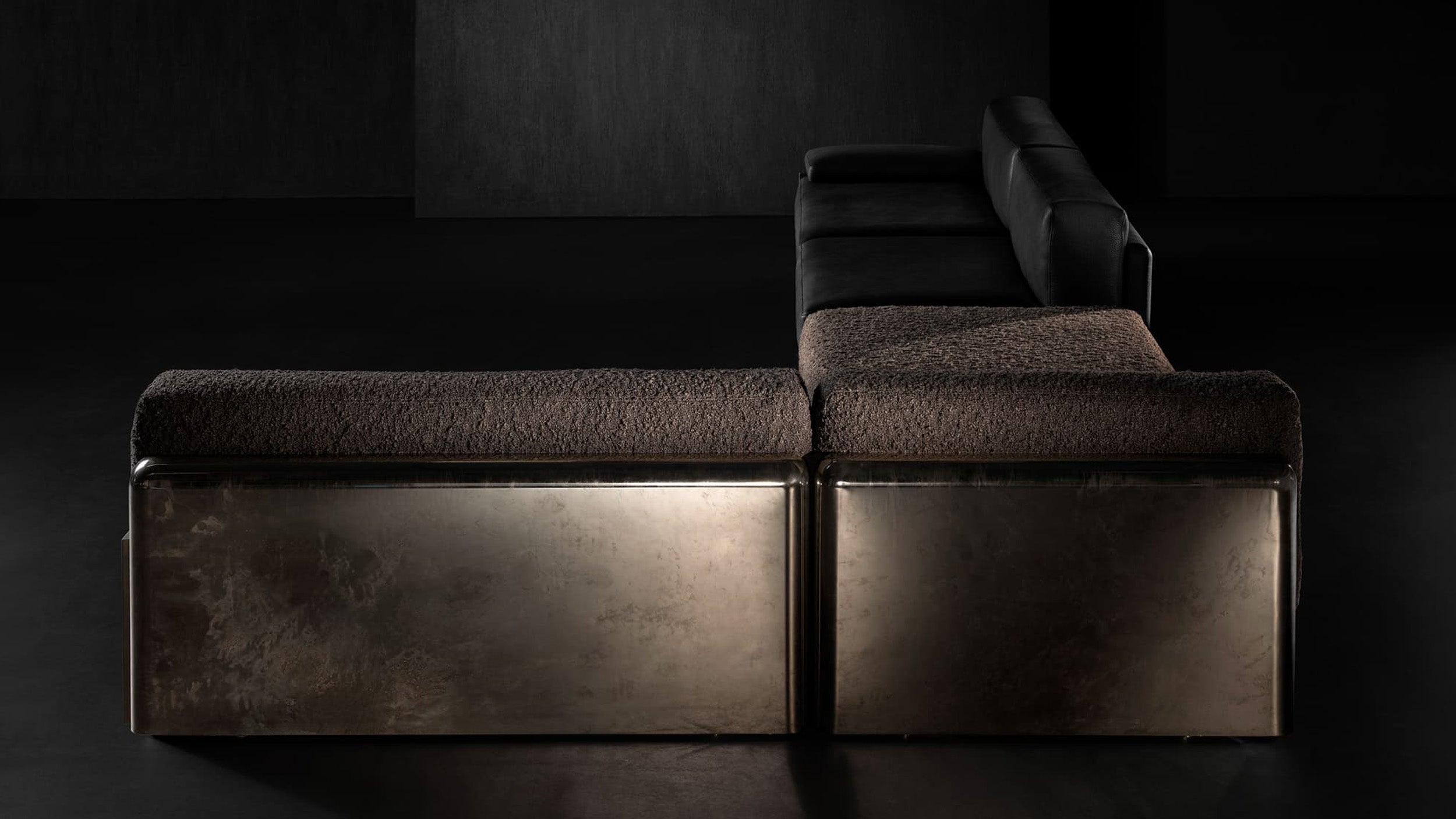 Desktop / Gattopardo Sofa, designed by Isabella Genovese for Henge