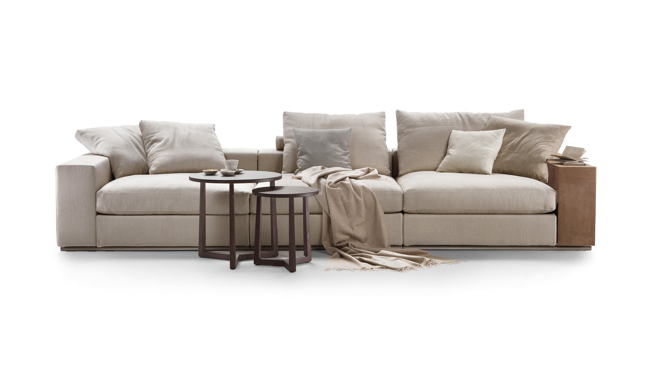 Desktop / Groundpiece Sofa Composition, designed by Antonio Citterio for Flexform