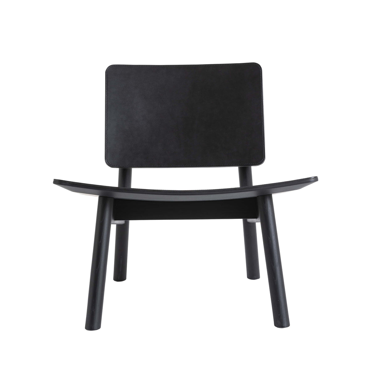 Cappellini Hiroi by Cyril Dunděra and Matěj Janský. A black leather chair with curved wooden armrests and legs.