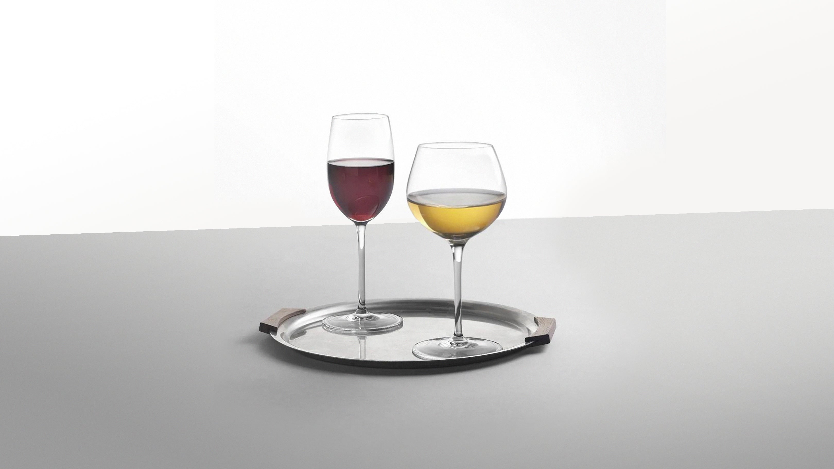 Riesling / Desktop / BlackMenu / Solisti Glass Smooth, designed by Mario Sironi