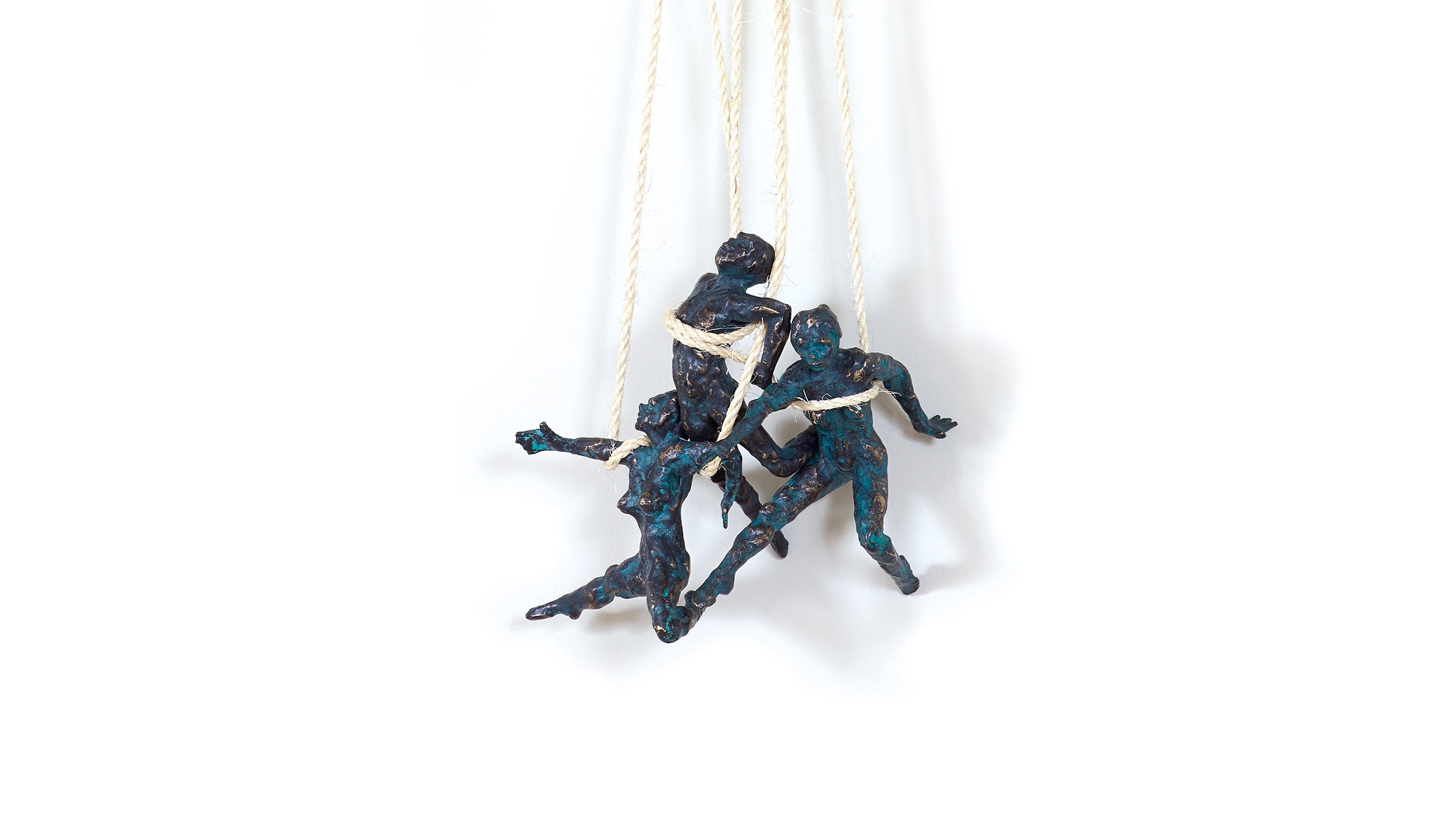 Desktop / Interlace Bronze Sculpture, designed by Jacques Vanroose for Gardeco