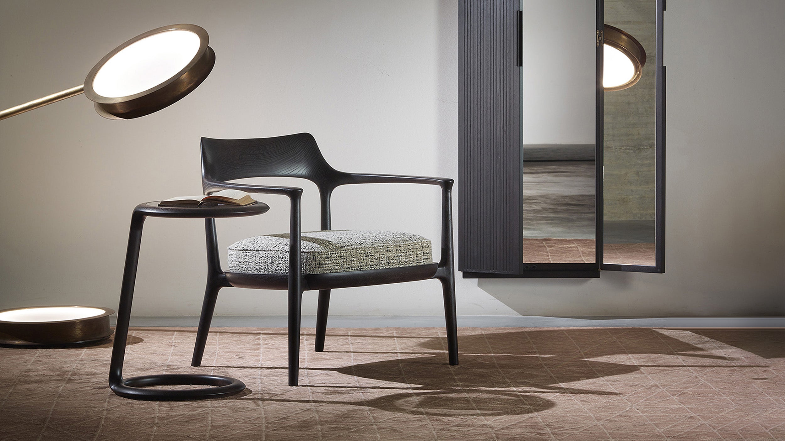 Desktop / Janine Lounge, designed by Roberto Lazzeroni for Ceccotti Collezioni