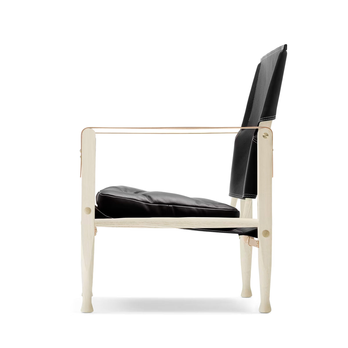Carl Hansen & Søn KK47000 Safari Chair by Kaare Klint. Light wood frame with black leather seat and back.