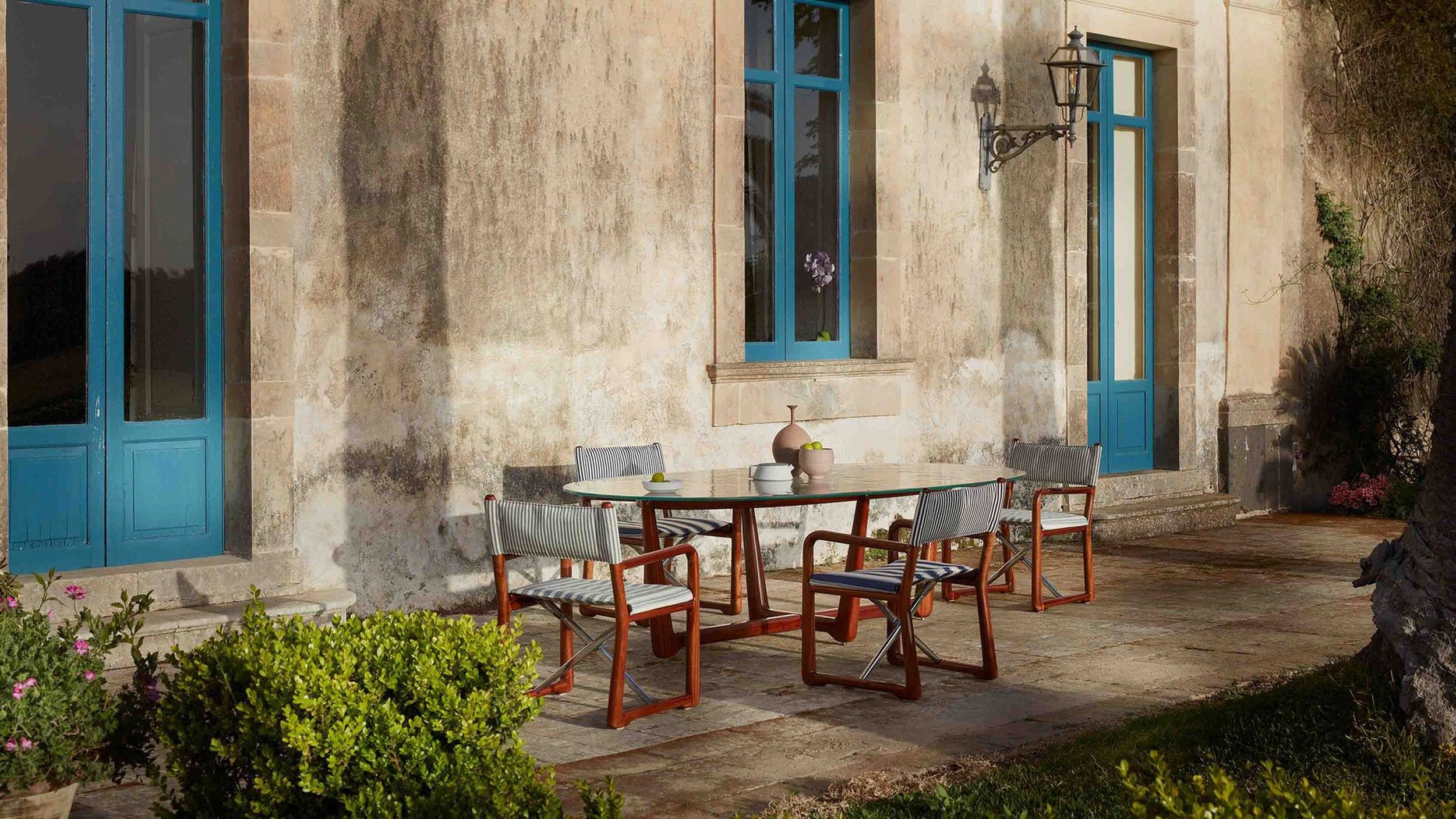 Desktop / LPIDC01 Folding Director's Chair, designed by Paola Navone for Exteta