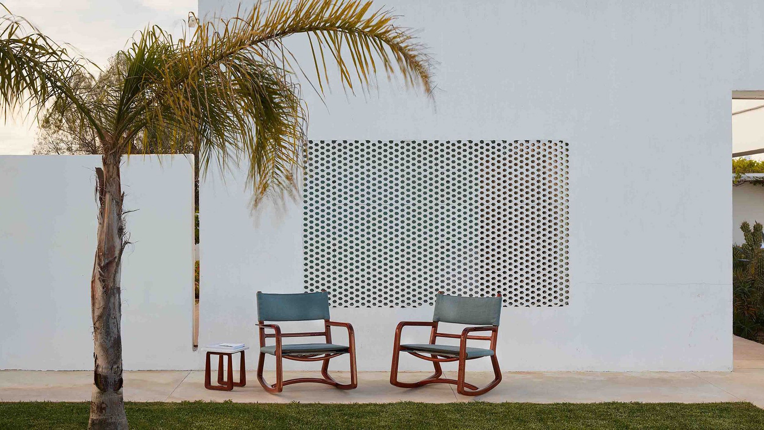 Desktop / LPIDC05 Rocking Chair, designed by Paola Navone for Exteta