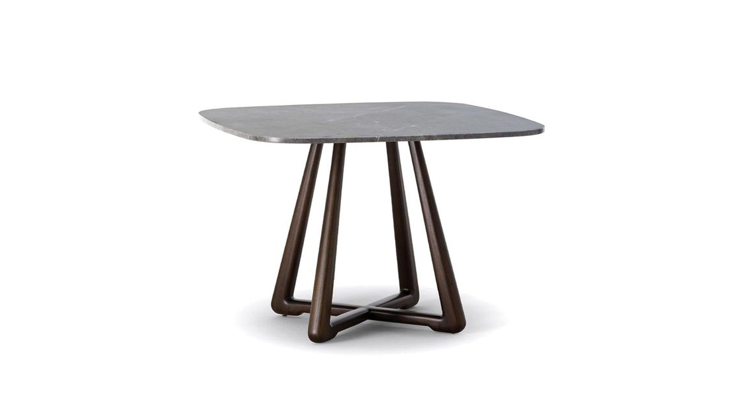 Exteta Table LPIDC06 Table