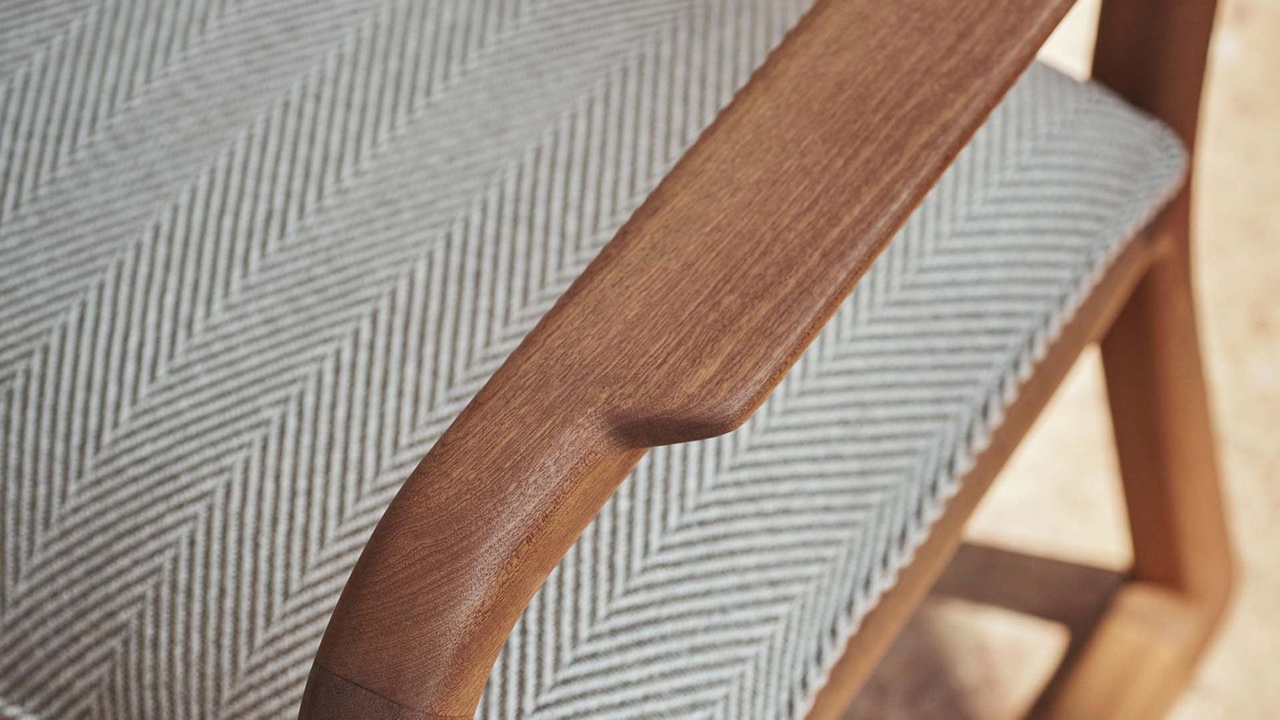 Desktop / LPIDC12 Dining Chair, designed by Paola Navone for Exteta