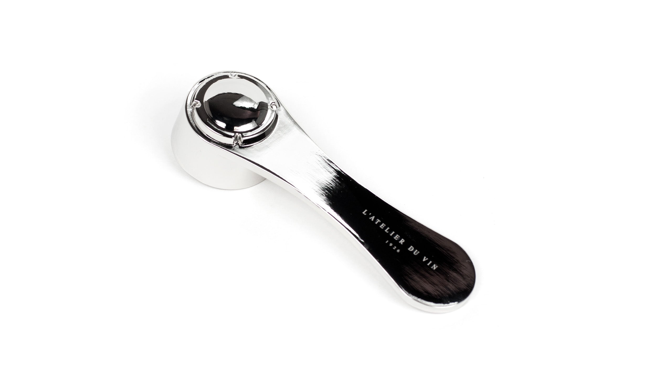 Desktop / Le Ratelier a Outils du Vin designed by L’Atelier du Vin